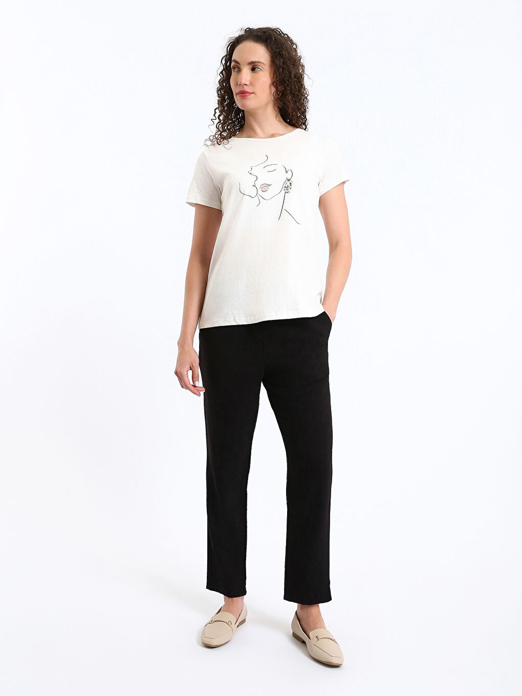Elastic Waist Carrot Fit Women's Trousers-2