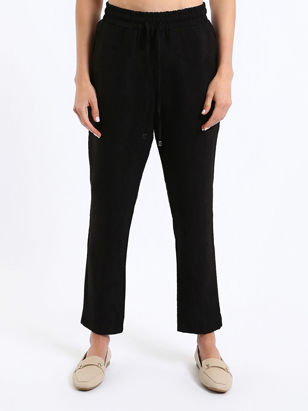 Elastic Waist Carrot Fit Women's Trousers-1