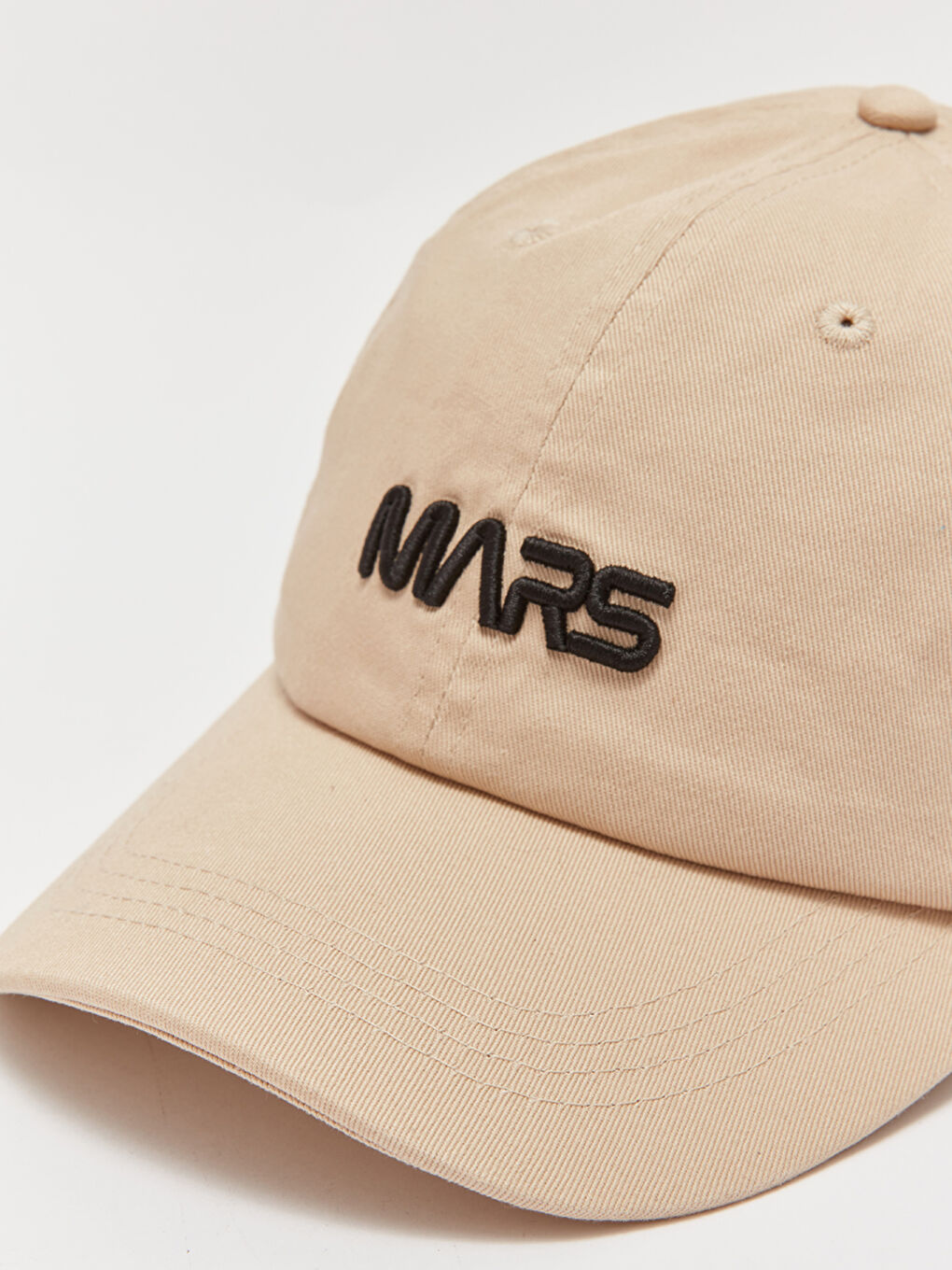 Вишита бейсболка для чоловіків-1