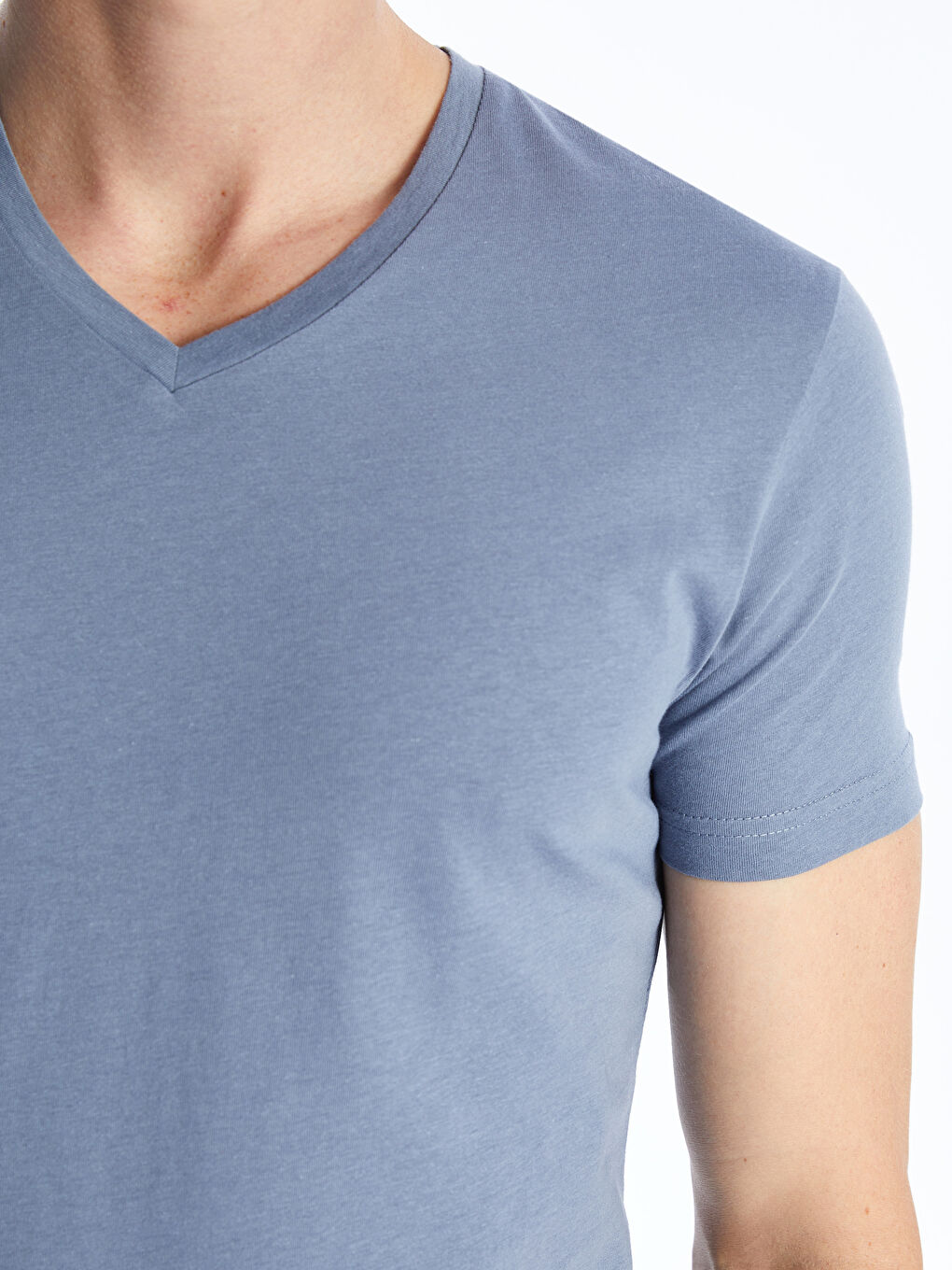 تيشيرت ياقة V كم قصير للرجال-7