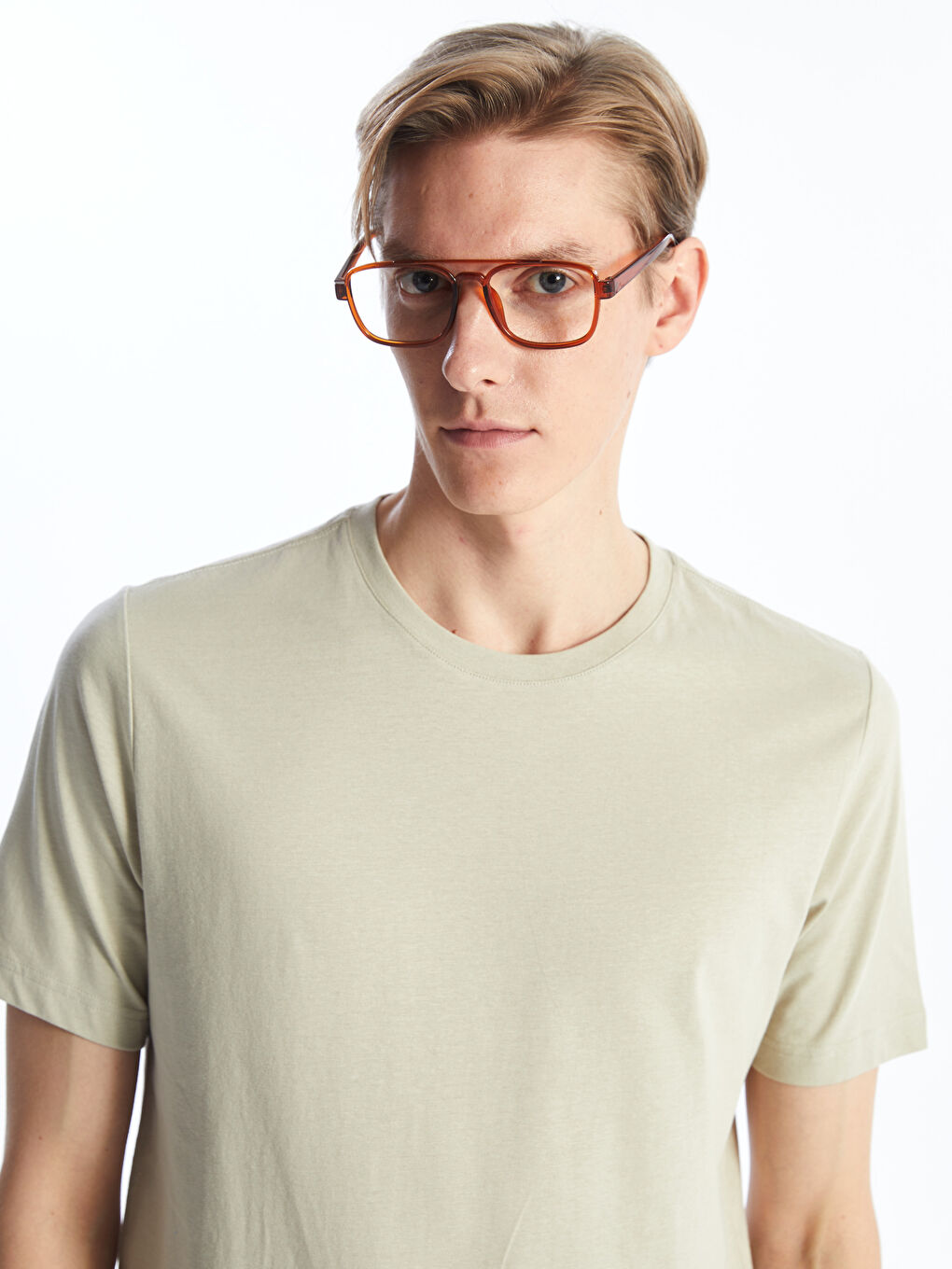 تيشيرت رجالي بياقة دائرية قماش جيرسي-1