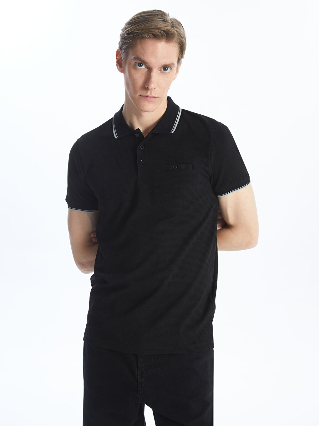 Siyah Polo Yaka Kısa Kollu Erkek Tişört