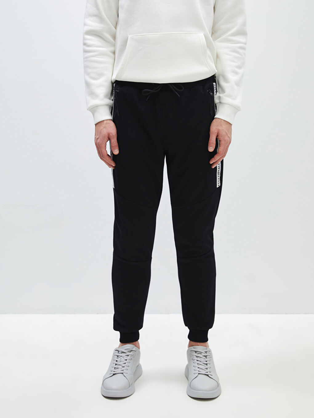 Siyah Slim Fit Erkek Jogger Eşofman Altı-3