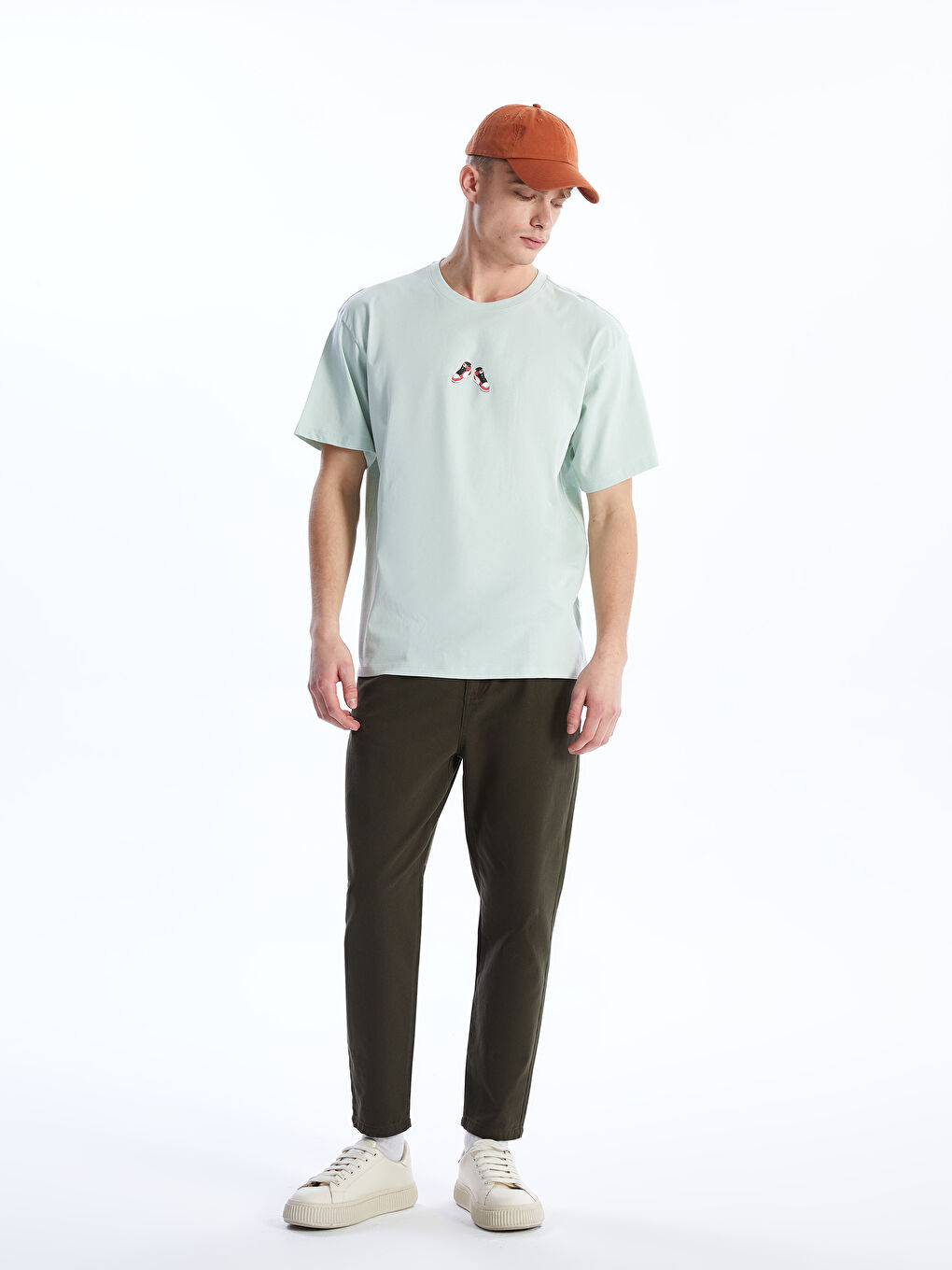 T-shirt pour hommes en coton peigné imprimé à manches courtes et col rond-2