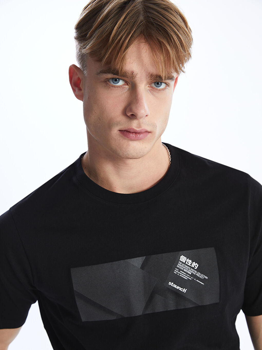 T-shirt pour hommes en coton peigné imprimé à manches courtes et col rond-1