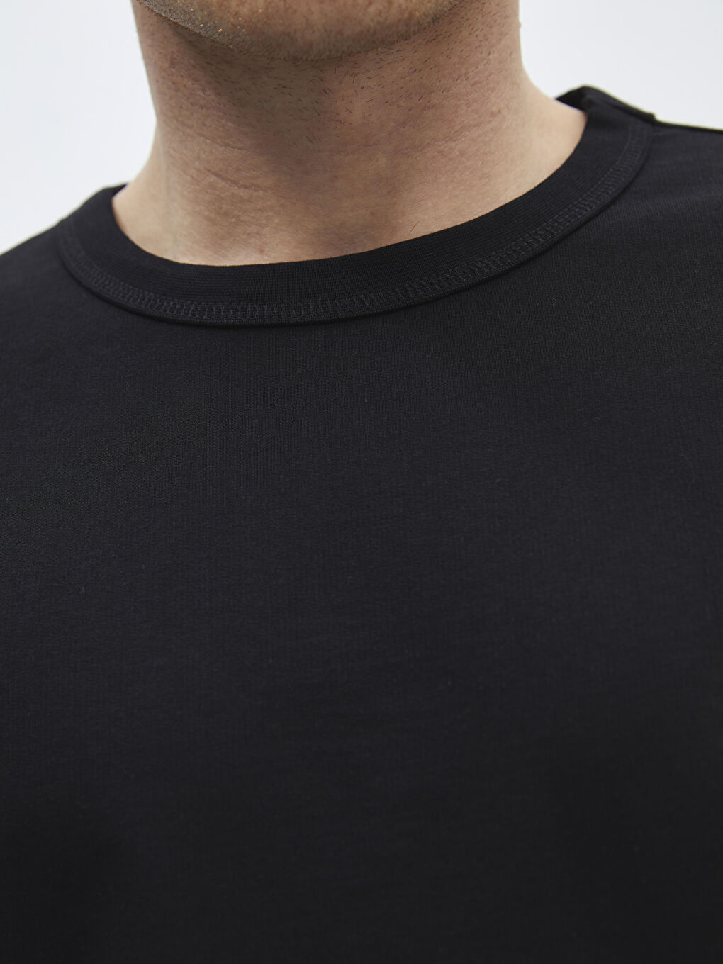 Crew Neck Short Sleeve Men's T-Shirt-3