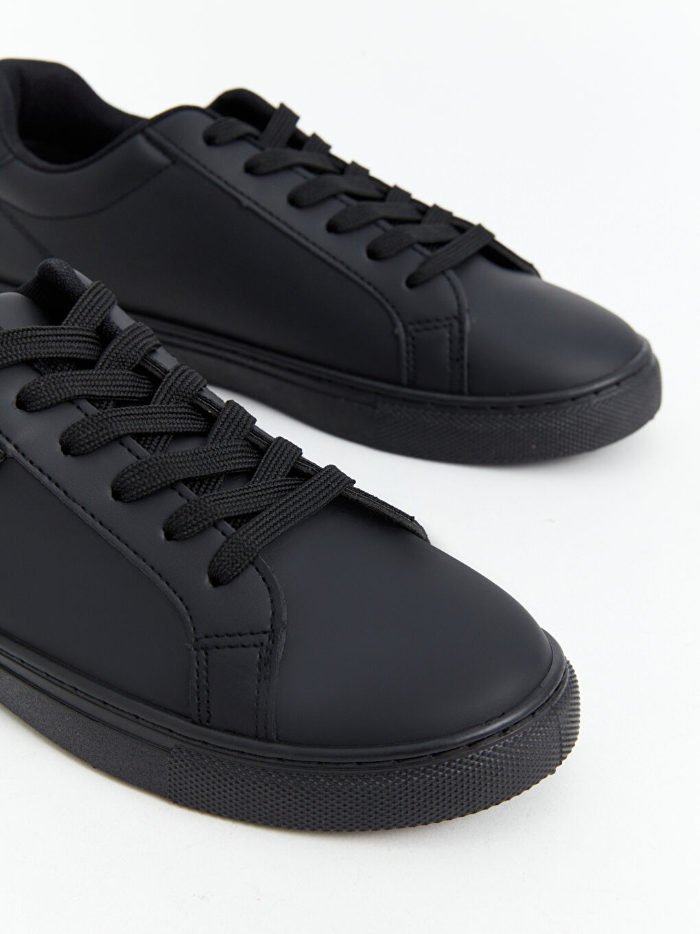 Lace-Up Men's Sneakers-2