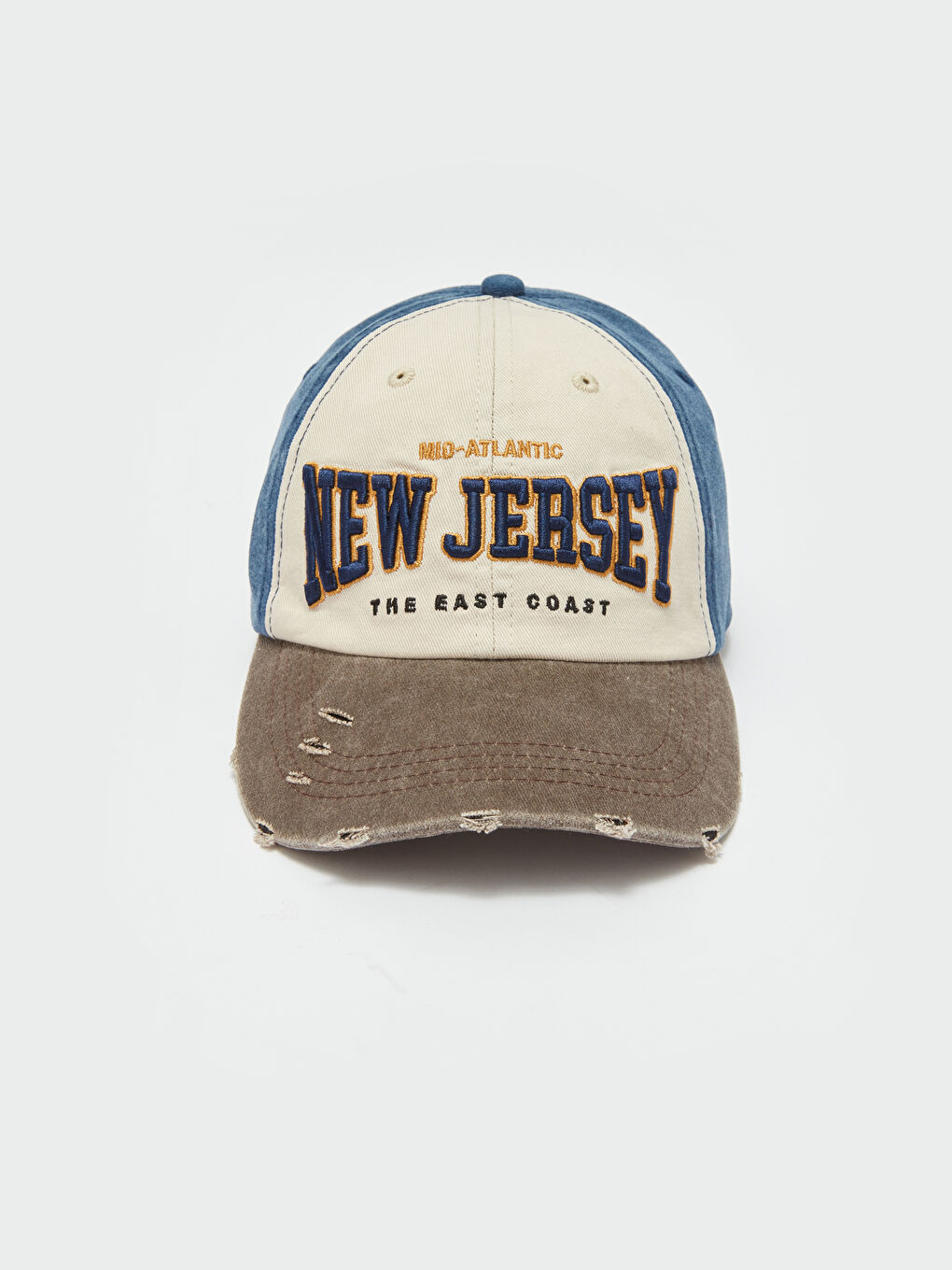 قبعة مطرزة للرجال