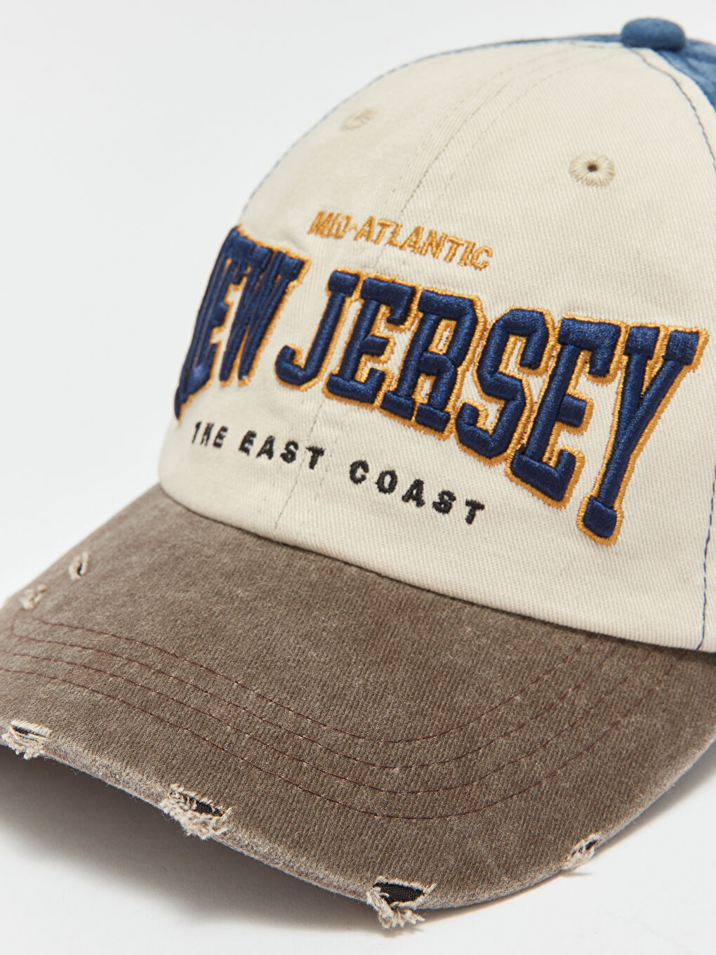 قبعة مطرزة للرجال-1