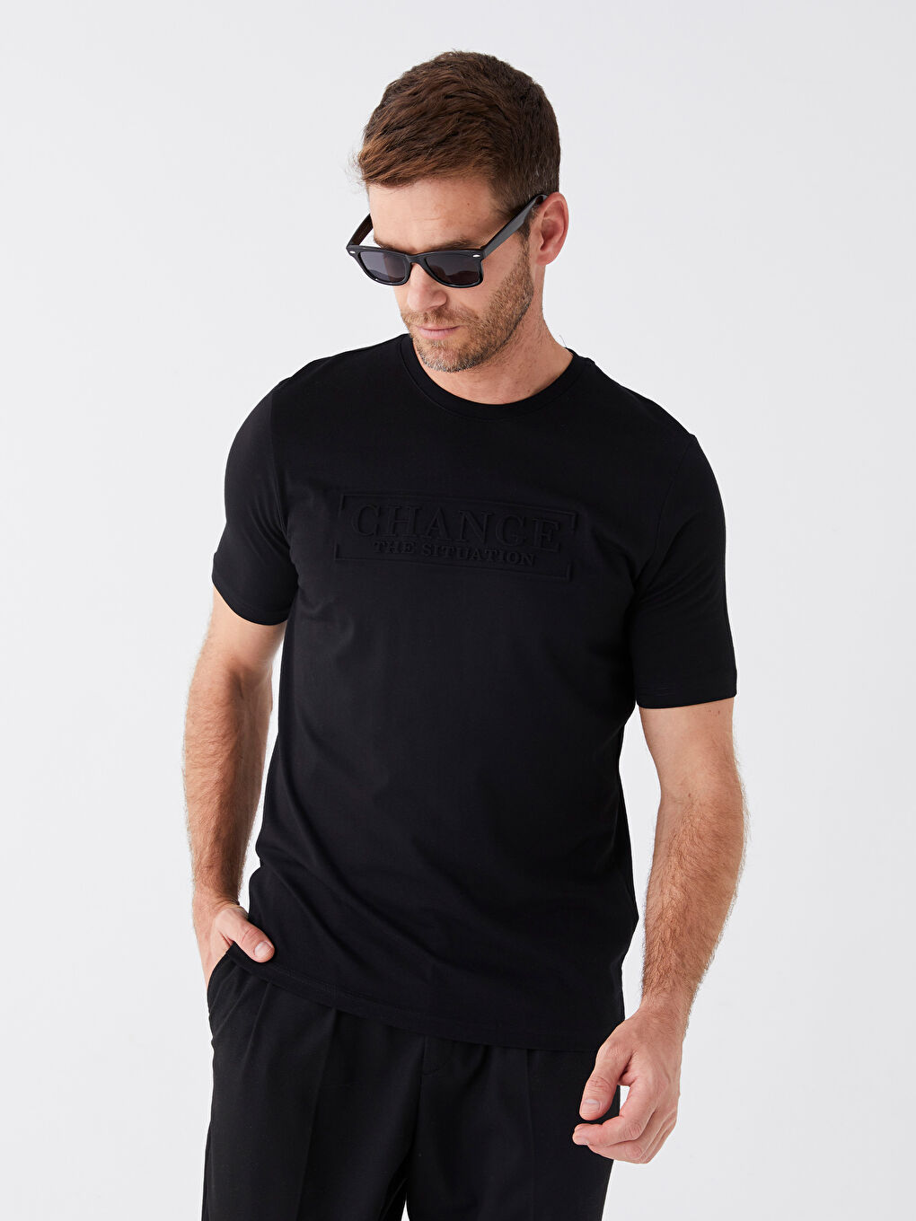 Siyah Bisiklet Yaka Kısa Kollu Baskılı Penye Erkek Tişört-1