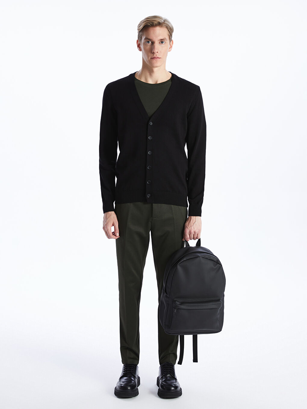 Siyah Deri Görünümlü Erkek Sırt Çantası-1