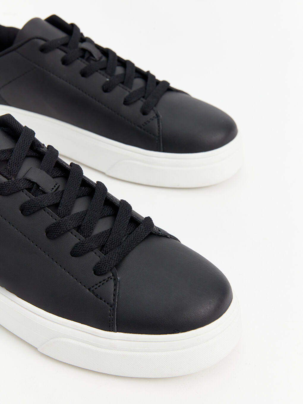 Lace-Up Men's Sneakers-2