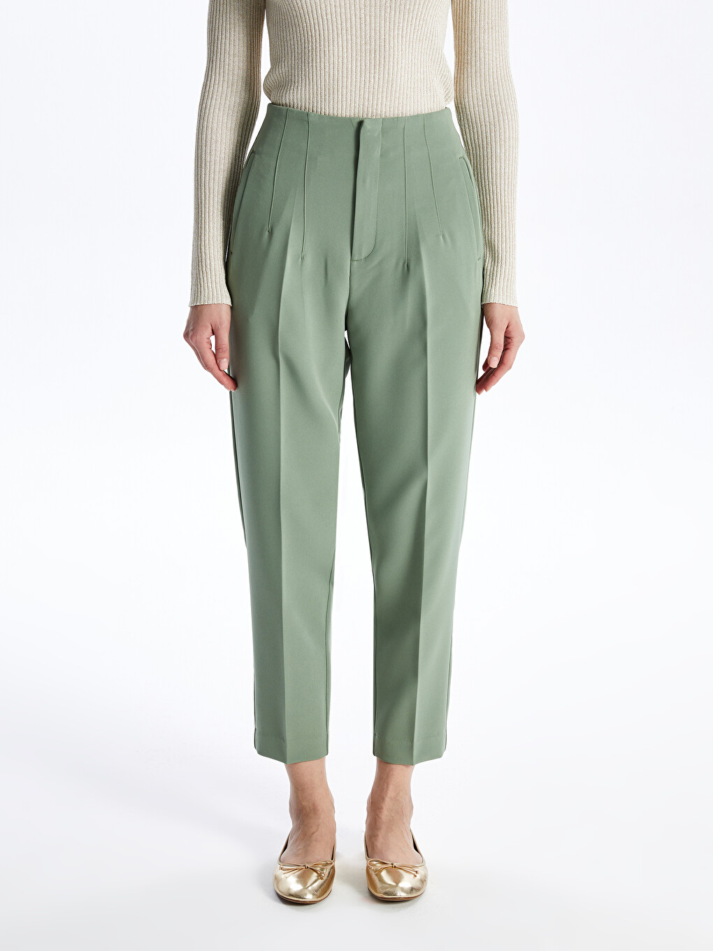 Women's Carrot Fit Plain Trousers-2