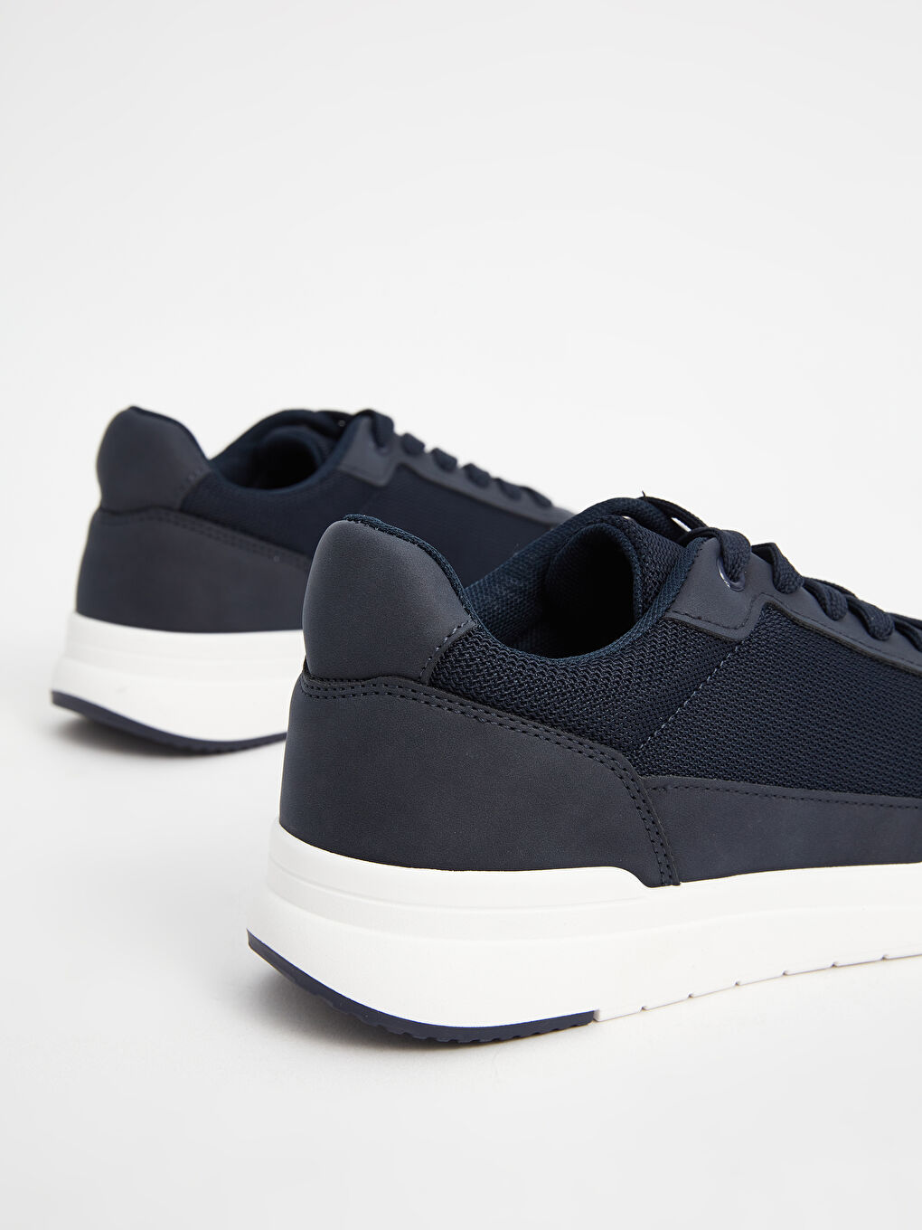 أحذية رياضية رجالي برباط-3