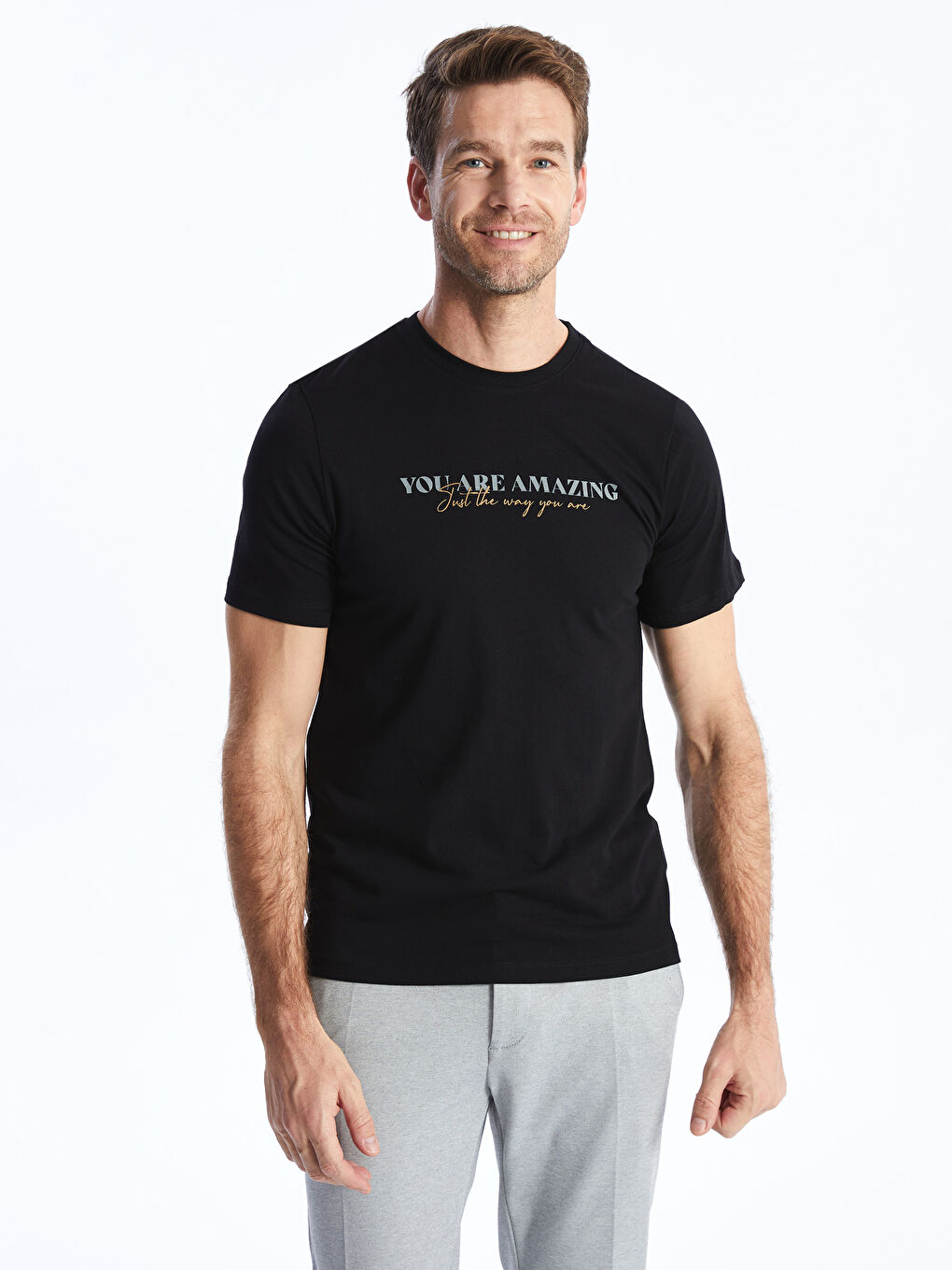 T-shirt pour hommes en coton peigné imprimé à manches courtes et col rond