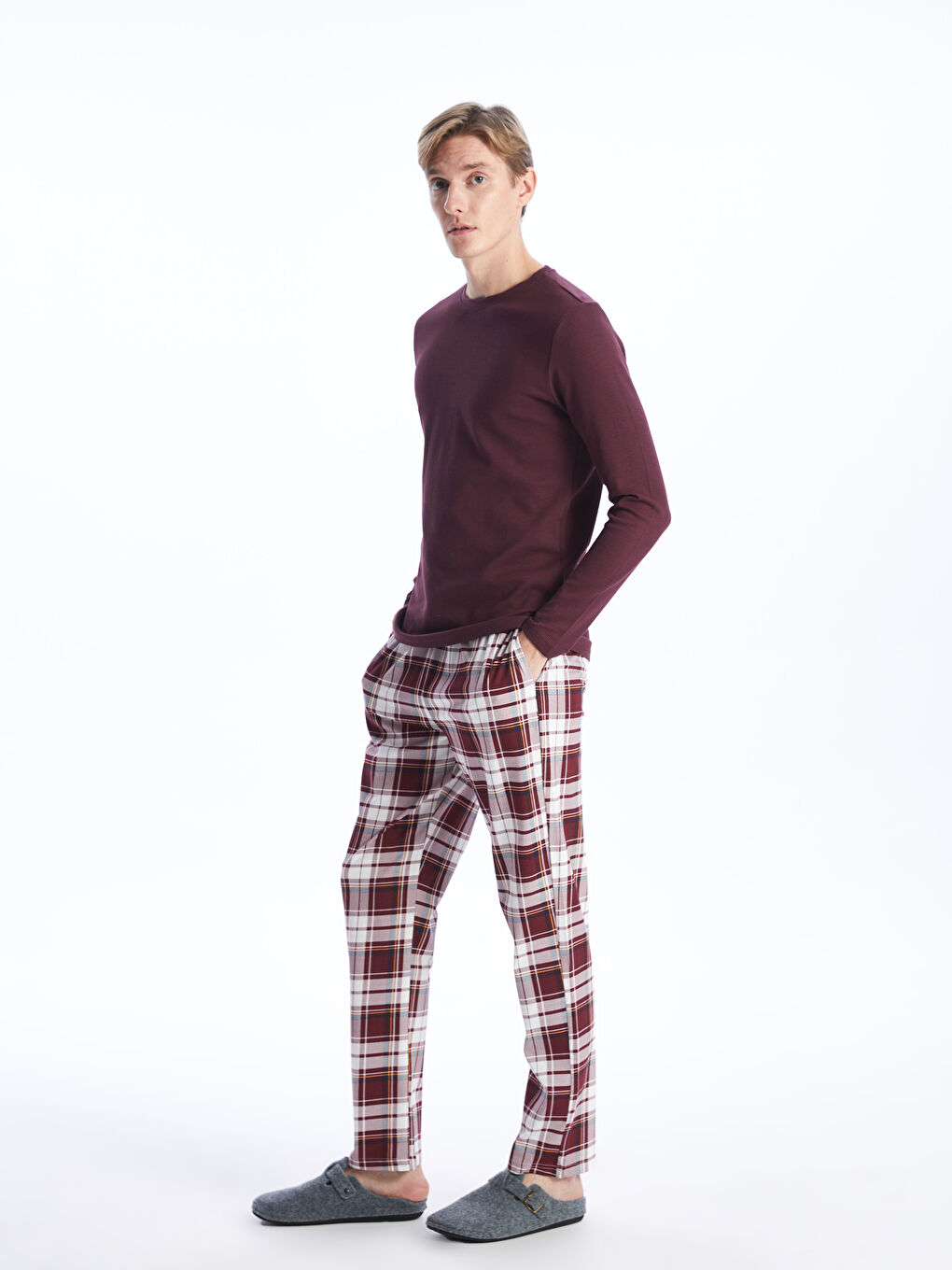 LC WAIKIKI Regular Fit Men's Pyjama Set -S43115Z8-LQV