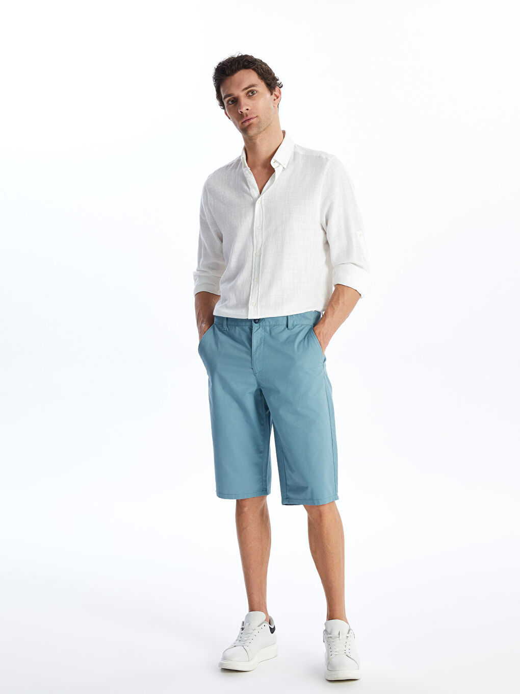 Ерлерге арналған еркін пішімдегі габардин шолақ шалбар