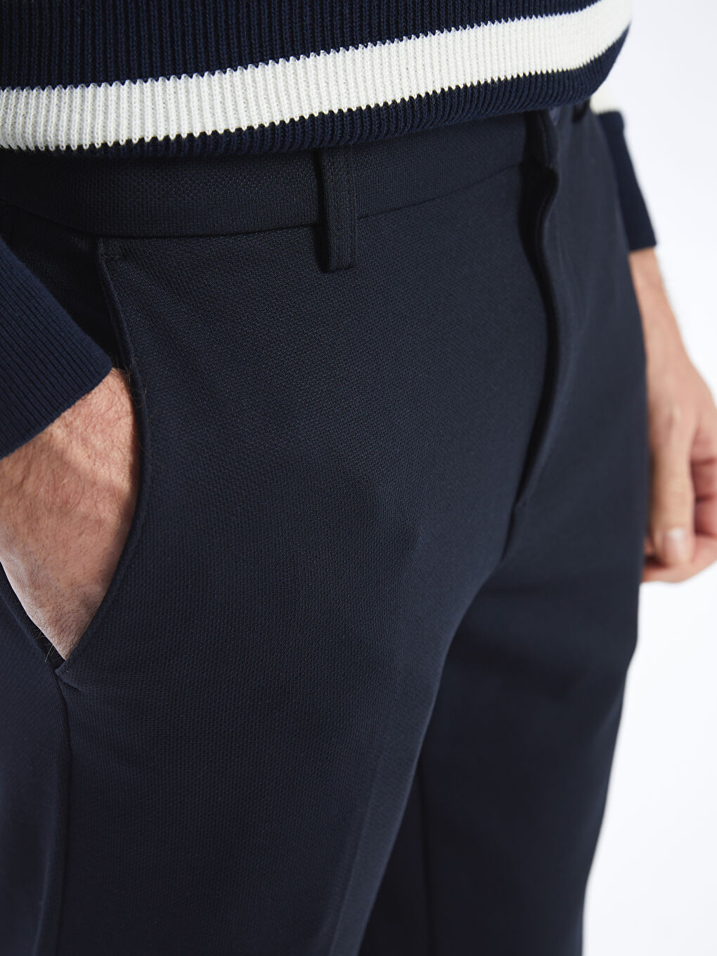 გამხდარი მამაკაცის ჩინოს შარვალი-1