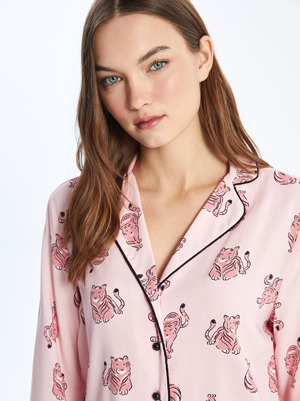 Shirt Collar Patterned Women's Pajamas Set -S44058Z8-LT4