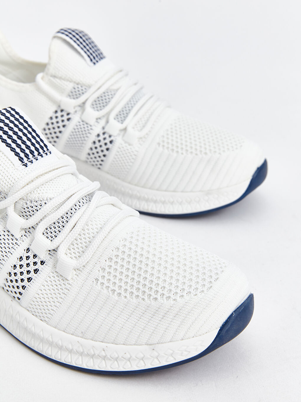 Beyaz File Detaylı Erkek Spor Ayakkabı-2