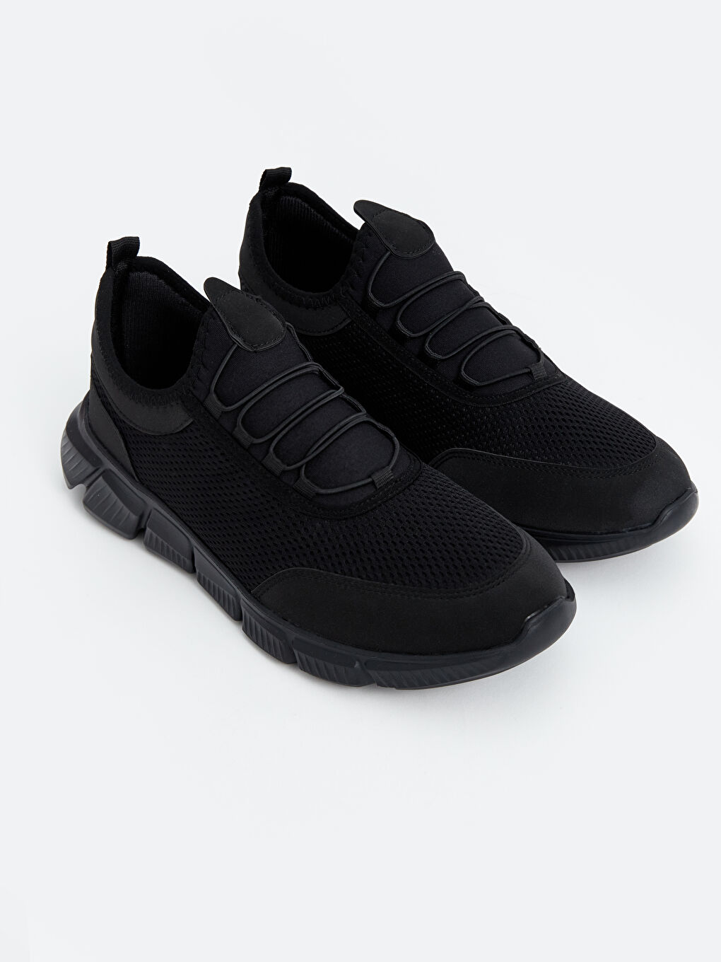 Siyah Bağcıklı File Detaylı Erkek Çocuk Spor Ayakkabı