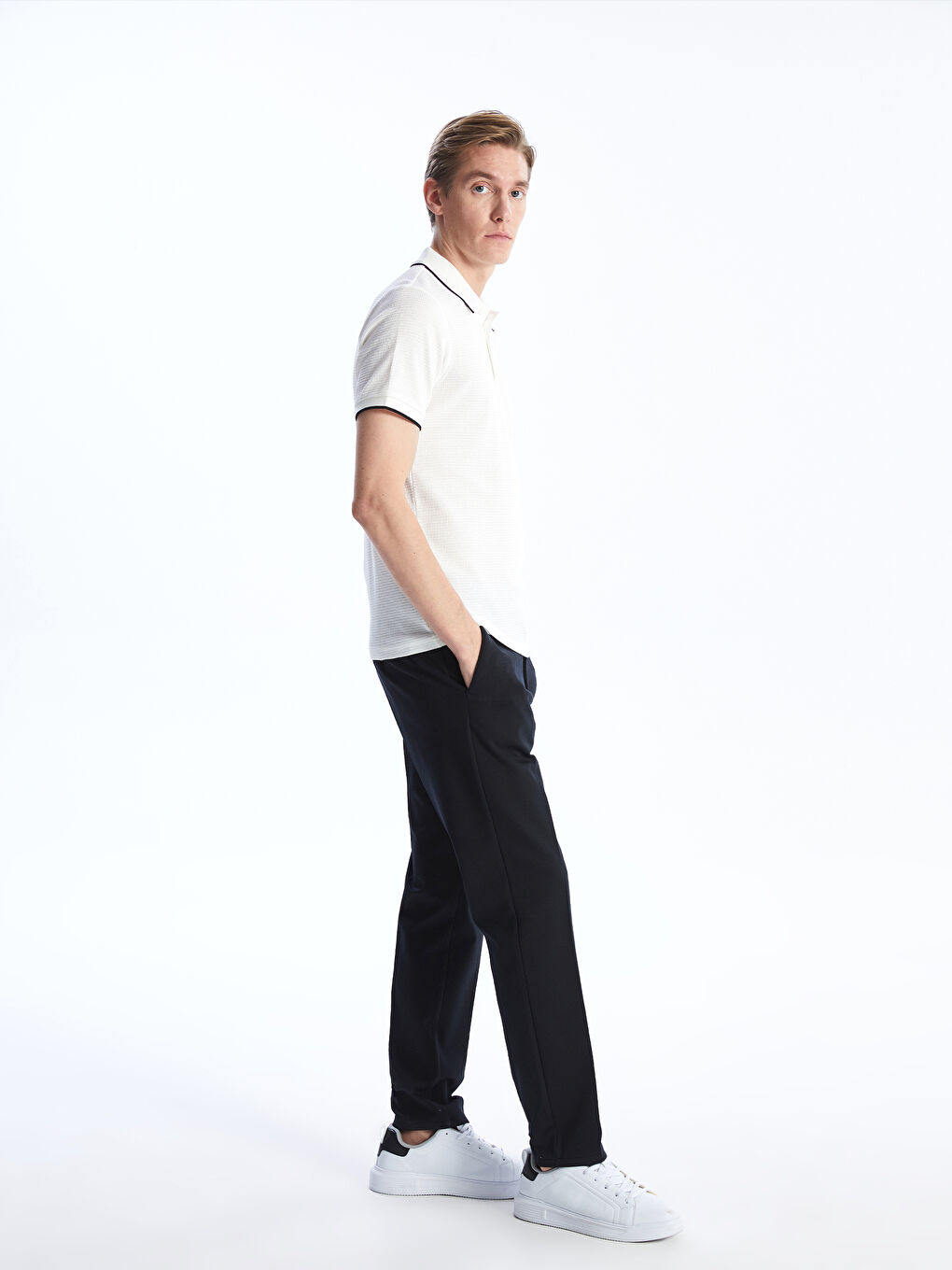 Muške pantalone slim fit -S45051Z8-RFH