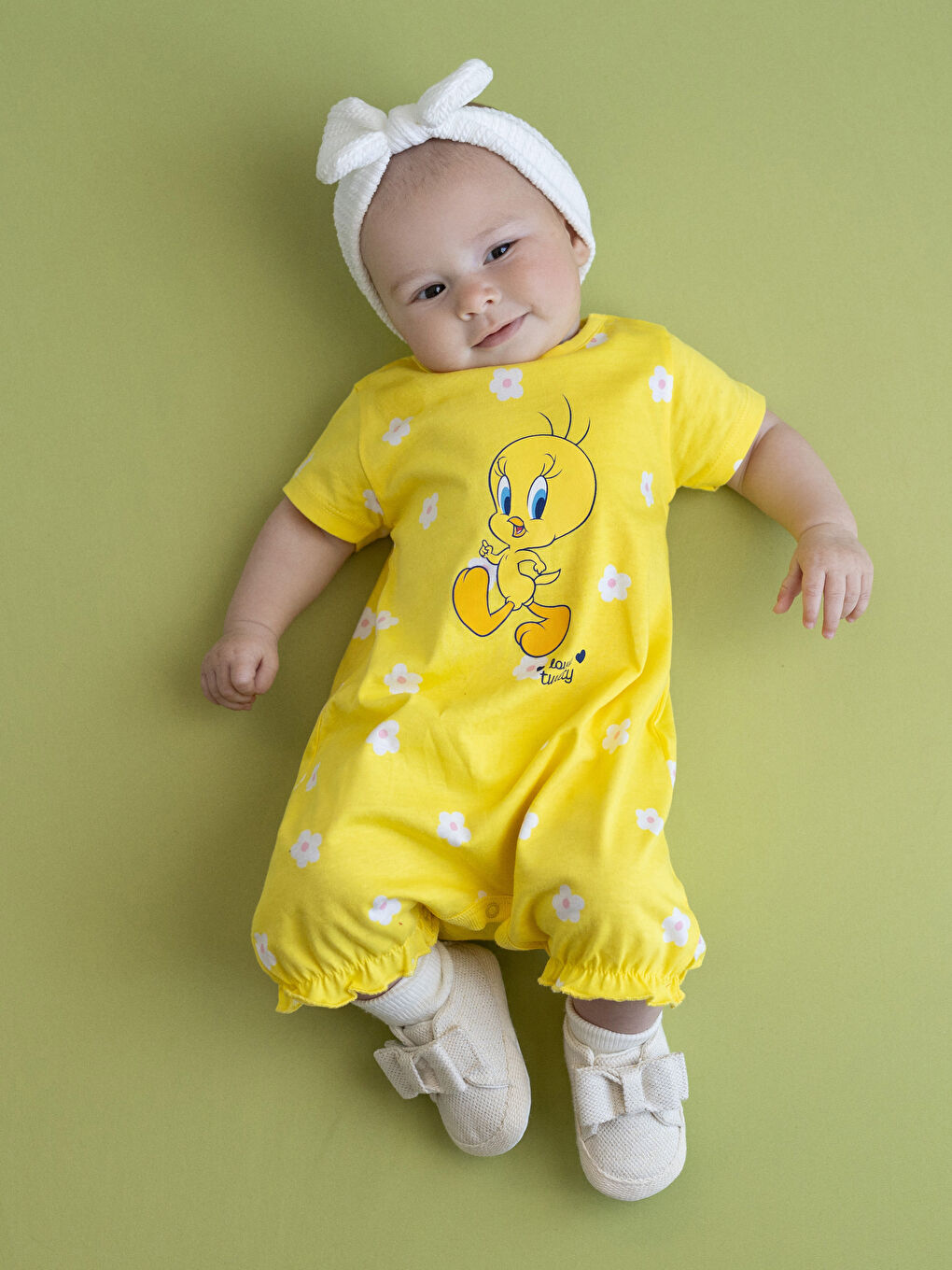 Sarı Bisiklet Yaka Tweety Baskılı Kız Bebek Tulum-1