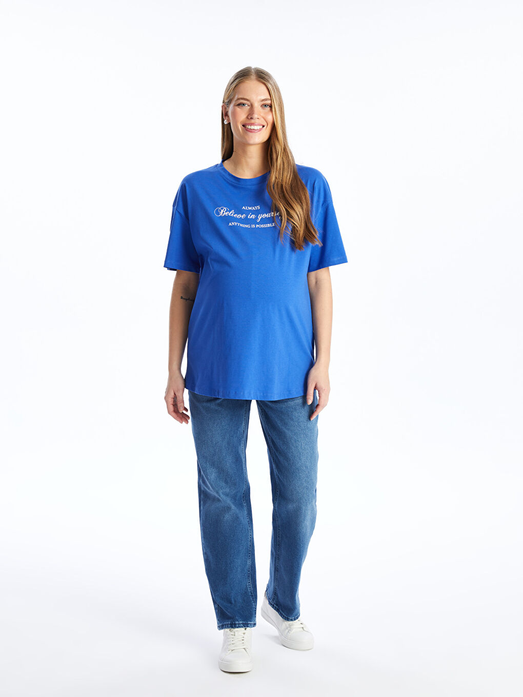 تي شيرت حمل واسع كم قصير مطبوع بياقة دائرية-2