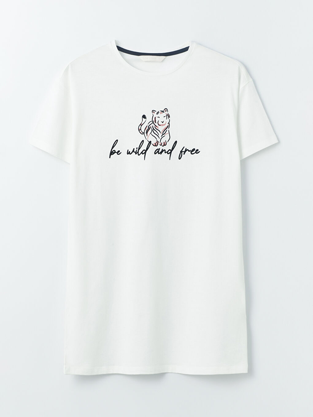 قميص نوم بياقة دائرية مطبوع بأكمام قصيرة للسيدات-5