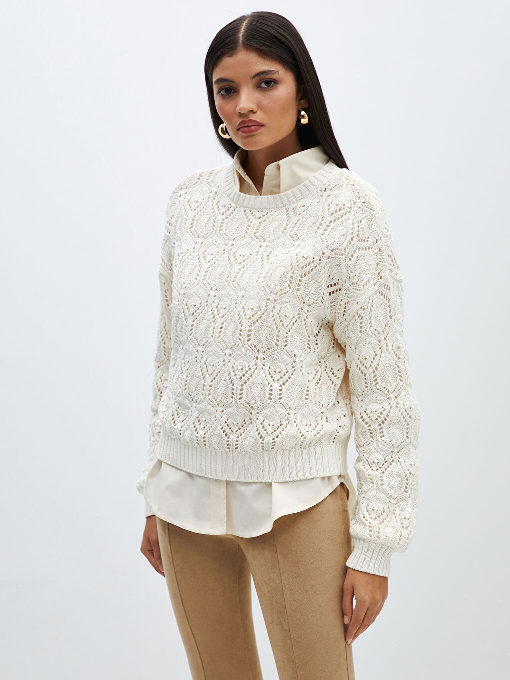 Әйелдерге арналған дөңгелек жағалы тесік тоқыма ұзын жең оверсайз трикотаж жемпір