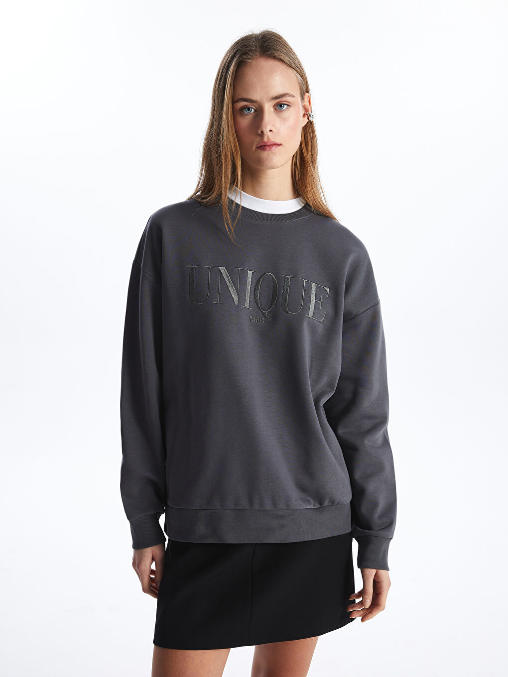 LCW Vision Crew Neck Embroidered Long Sleeve Oversize Women's Sweatshirt -S46289Z8-HLC