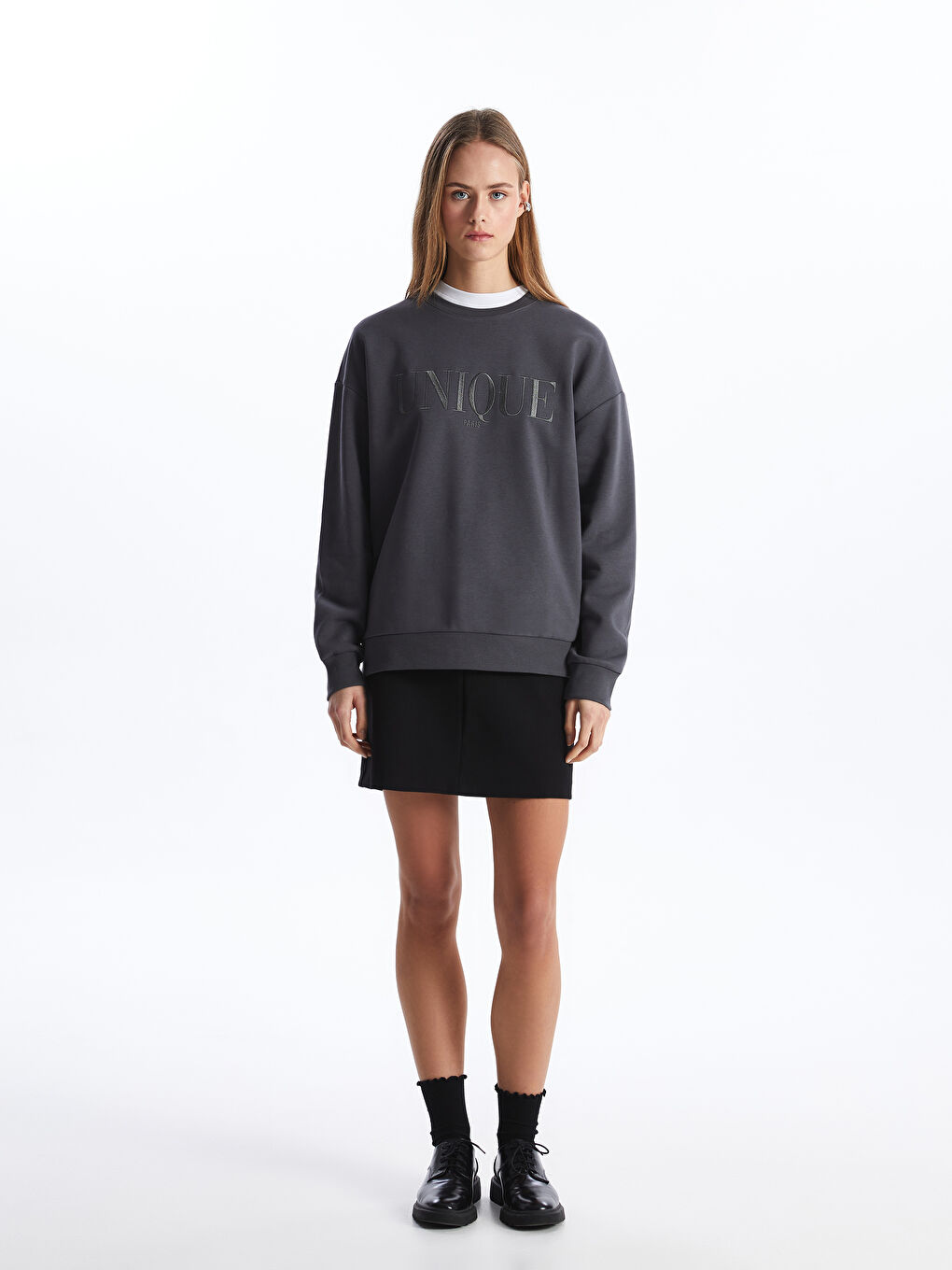 LCW Vision Crew Neck Embroidered Long Sleeve Oversize Women's Sweatshirt -S46289Z8-HLC
