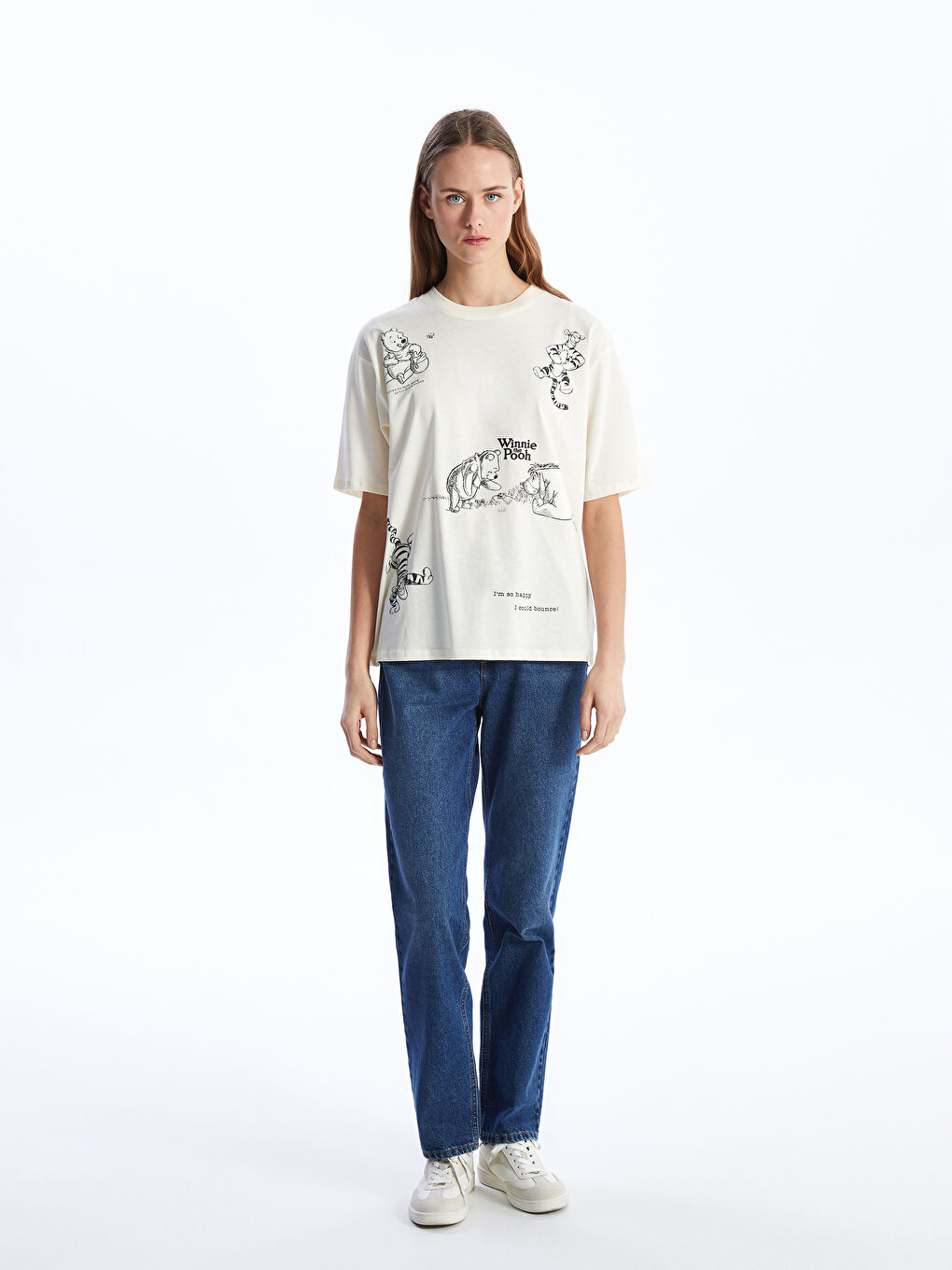 Ekru Bisiklet Yaka Winnie the Pooh Baskılı Oversize Kadın Tişört-1