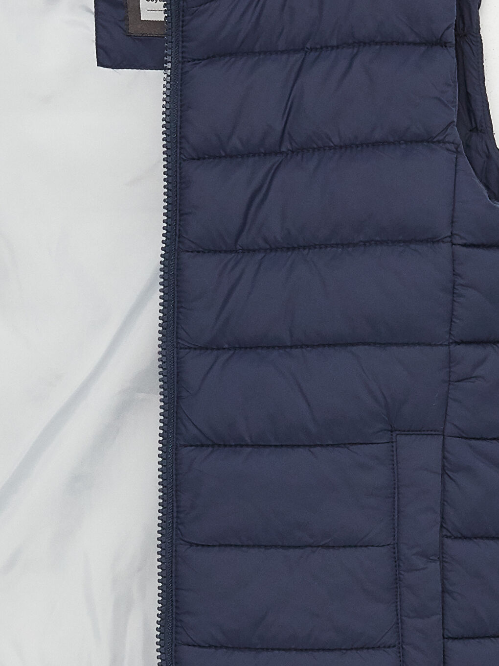 Turtle Neck Boy Down Vest -S46528Z4-HRC