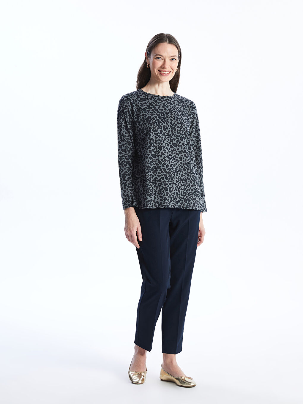 LCW Grace تيشيرت بأكمام طويلة وياقة مستديرة -S46750Z8-LQJ
