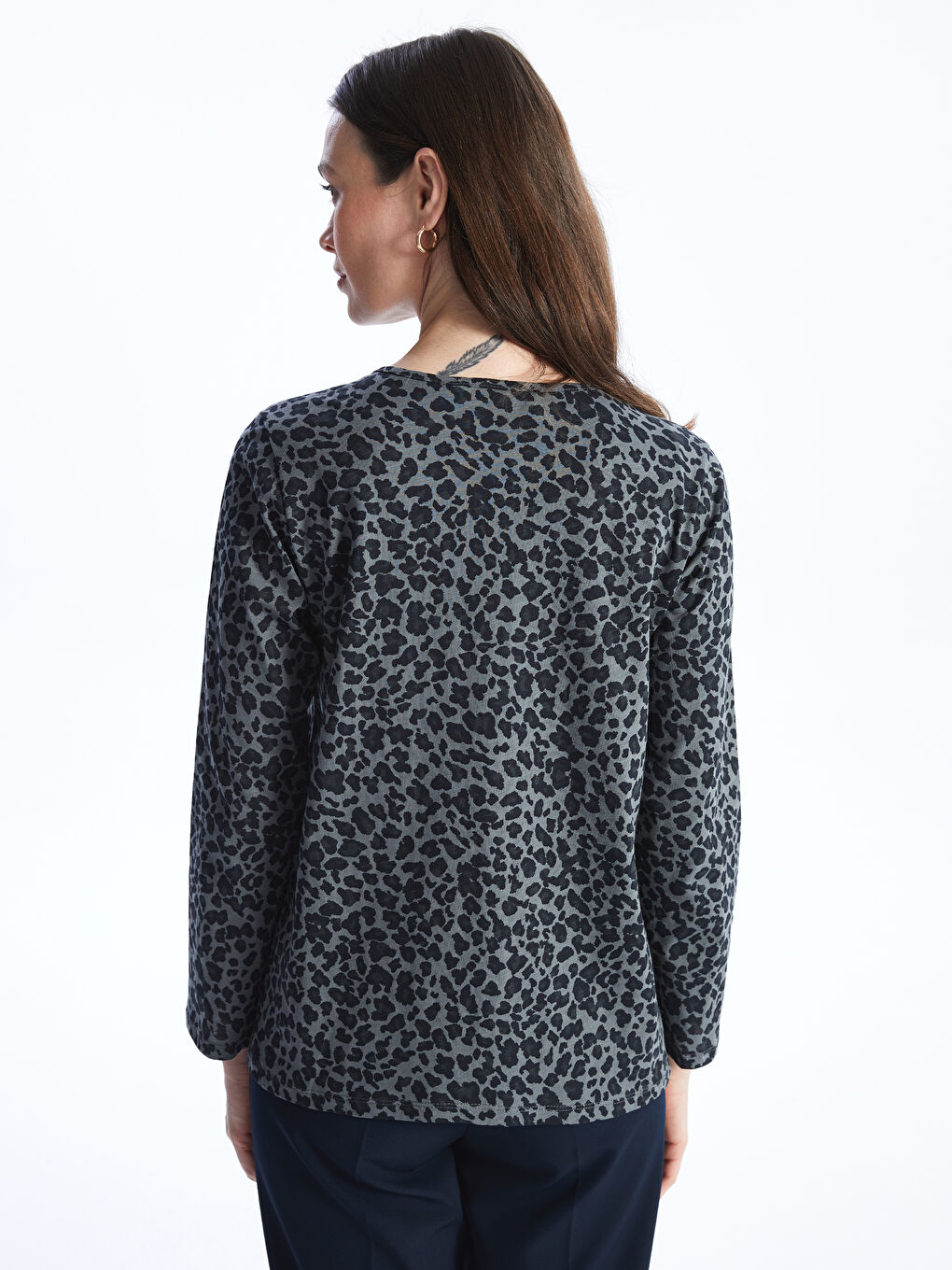 LCW Grace تيشيرت بأكمام طويلة وياقة مستديرة -S46750Z8-LQJ