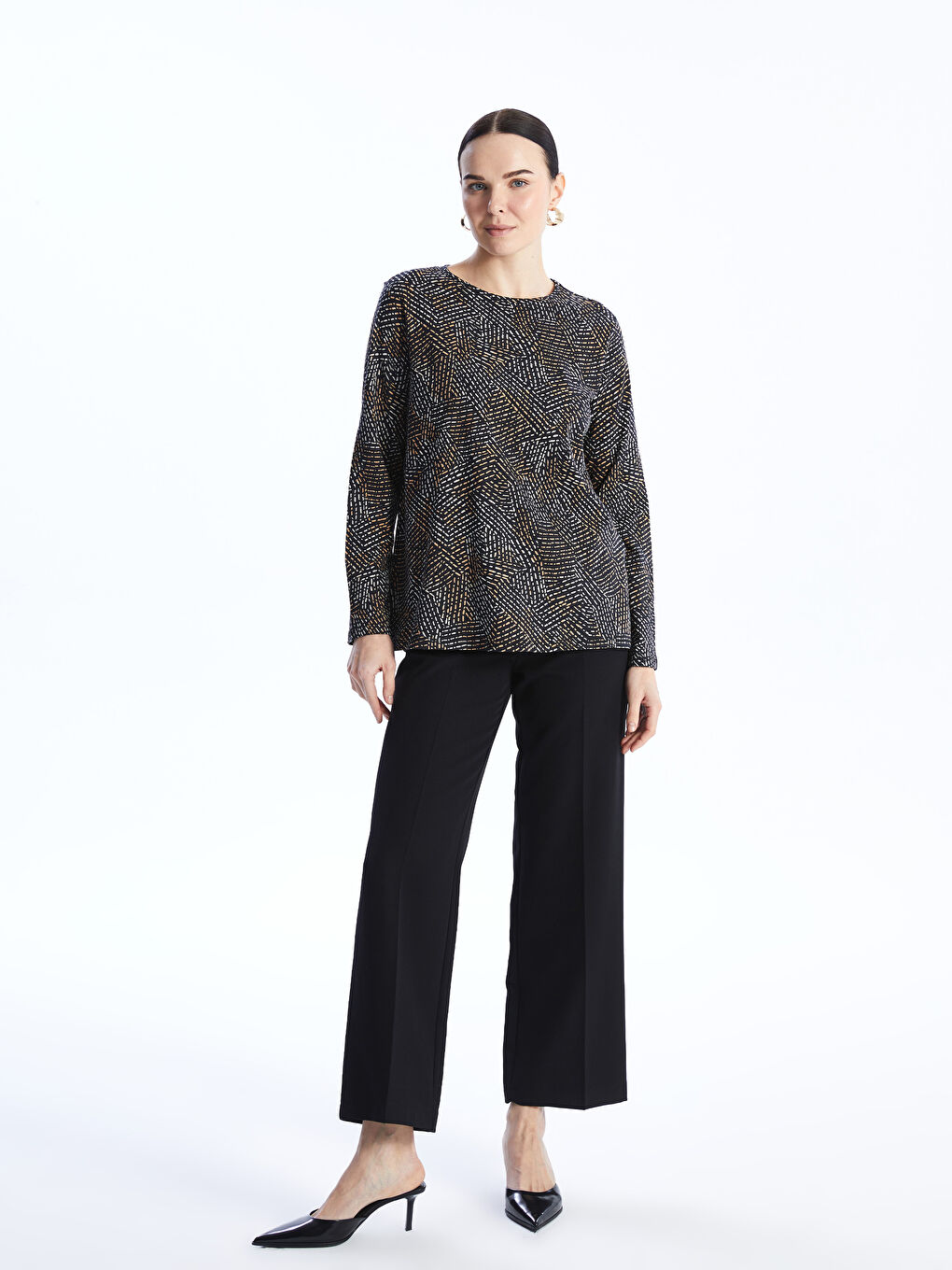 LCW Grace تيشيرت بأكمام طويلة وياقة مستديرة -S46750Z8-SW5