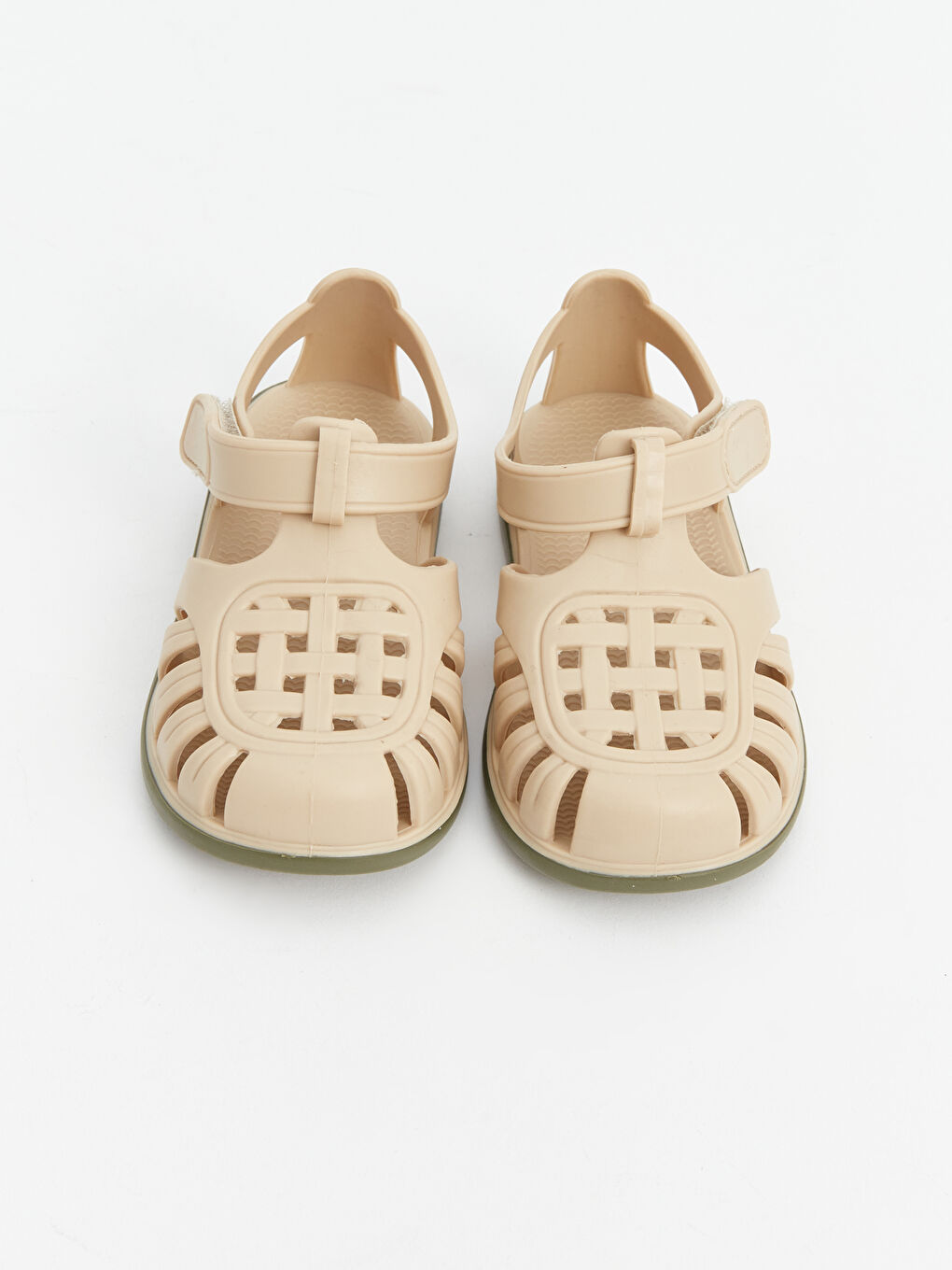 LCW STEPS Bej Delikli Erkek Bebek Sandalet
