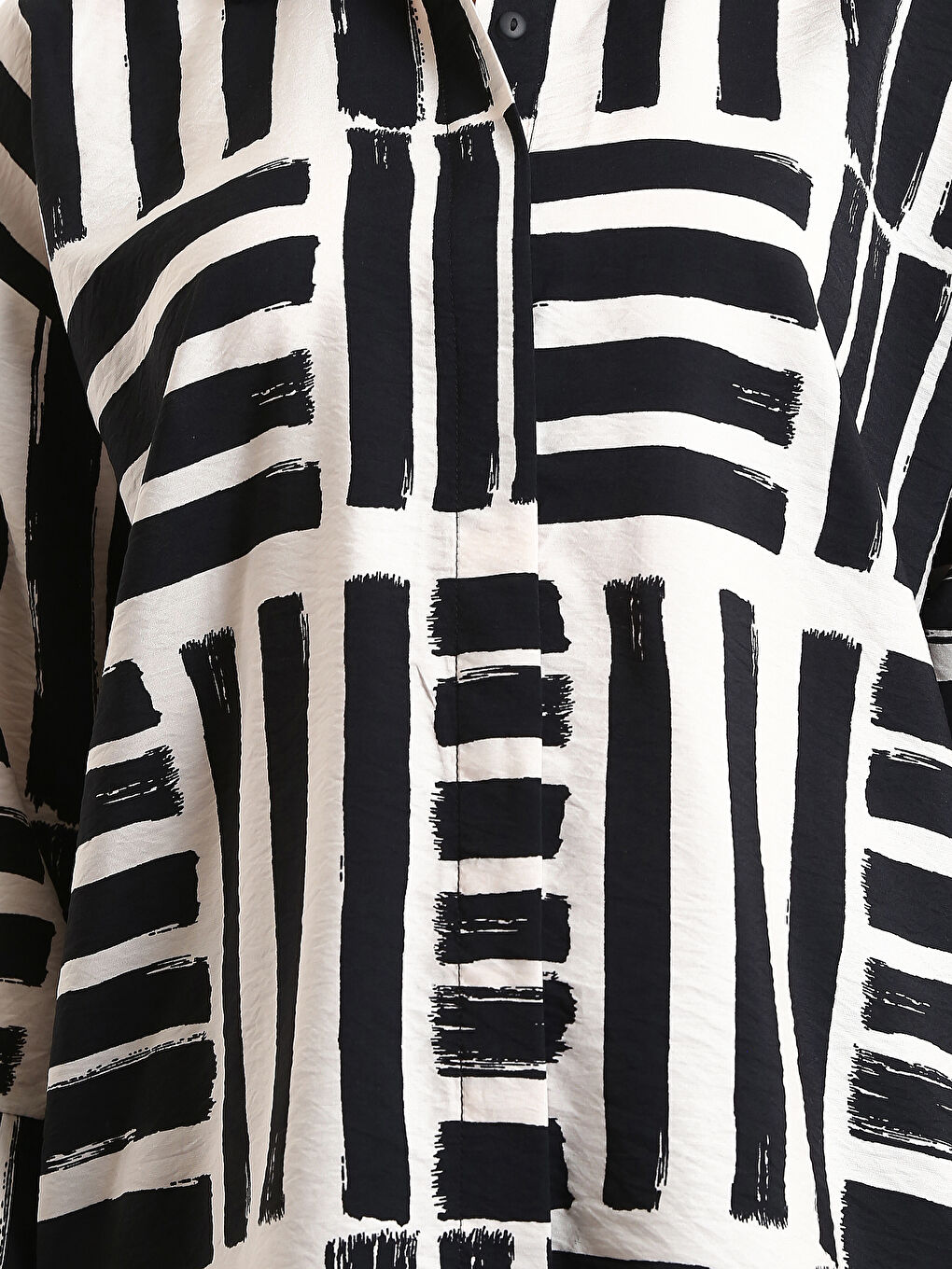 Siyah Desenli Oversize Kadın Gömlek-4