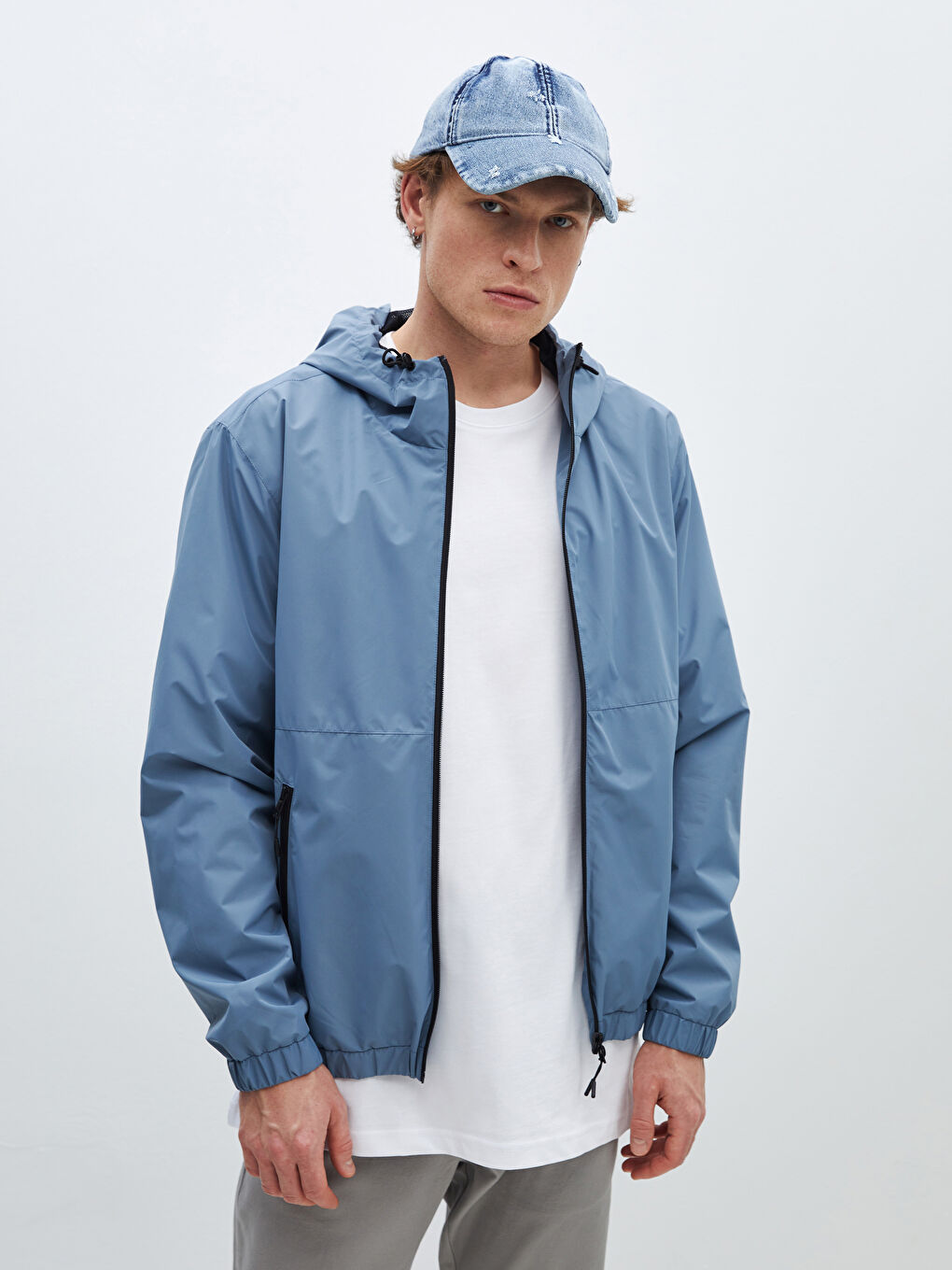 Ерлерге арналған стандартты пішім капюшонды жаңбырға арналған күрте-1