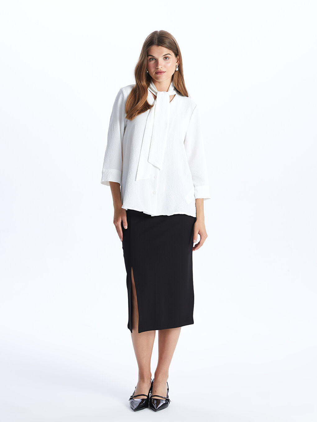 LCWAIKIKI Classic Women's V Neck Plain Shirt -S46996Z8-FEW