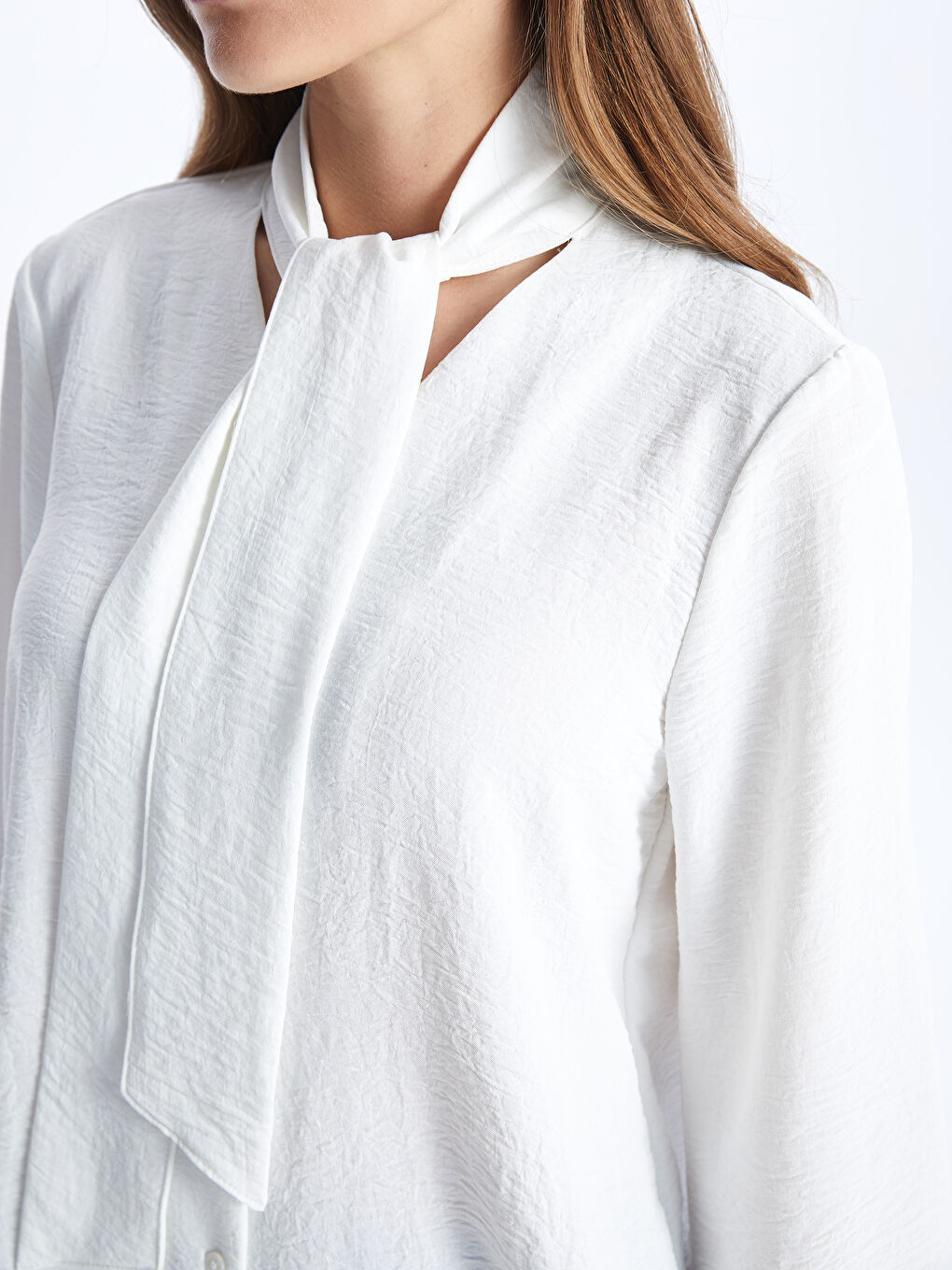 LCWAIKIKI Classic Women's V Neck Plain Shirt -S46996Z8-FEW