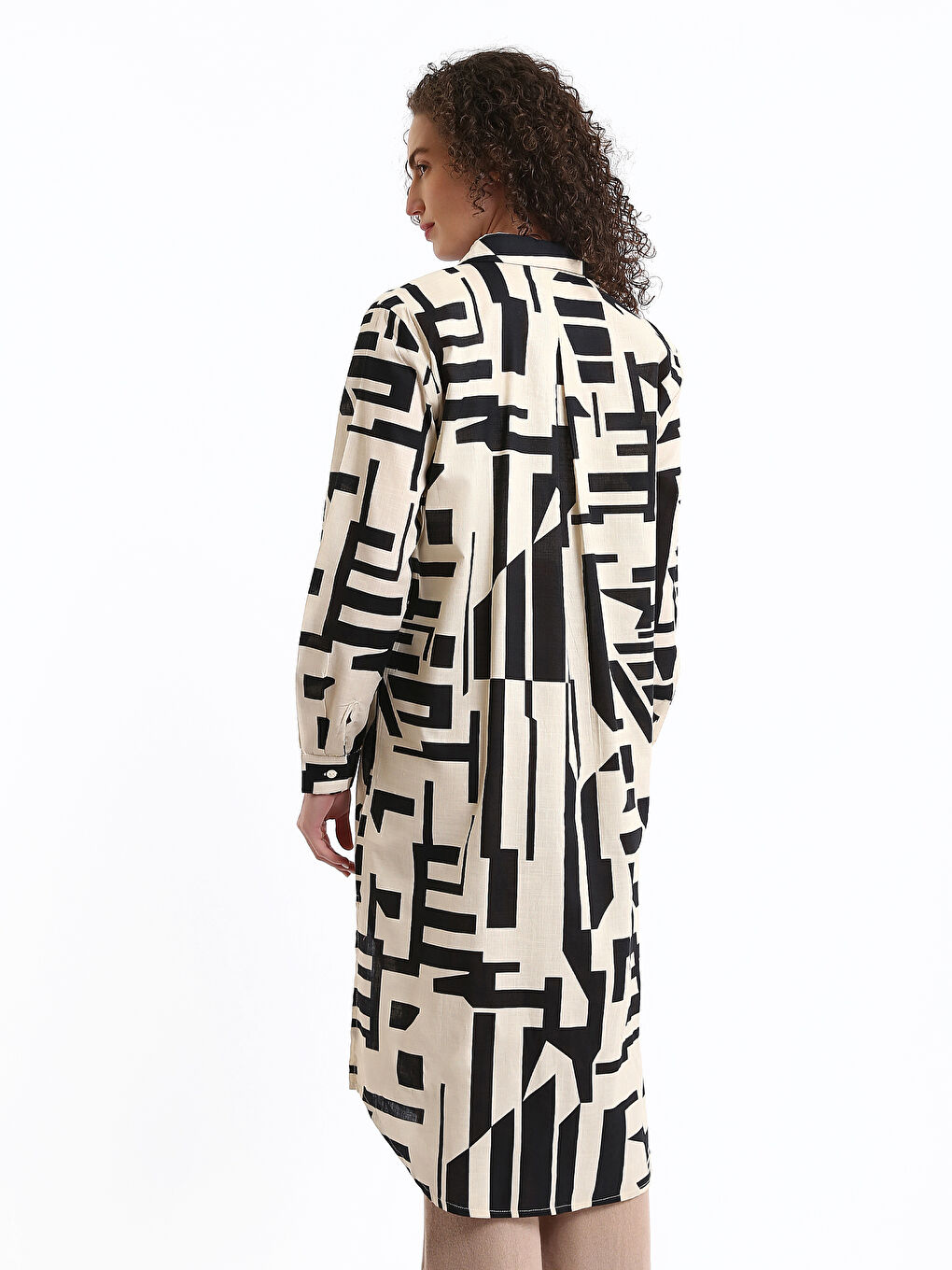 قميص تونيك منقوش للسيدات-8