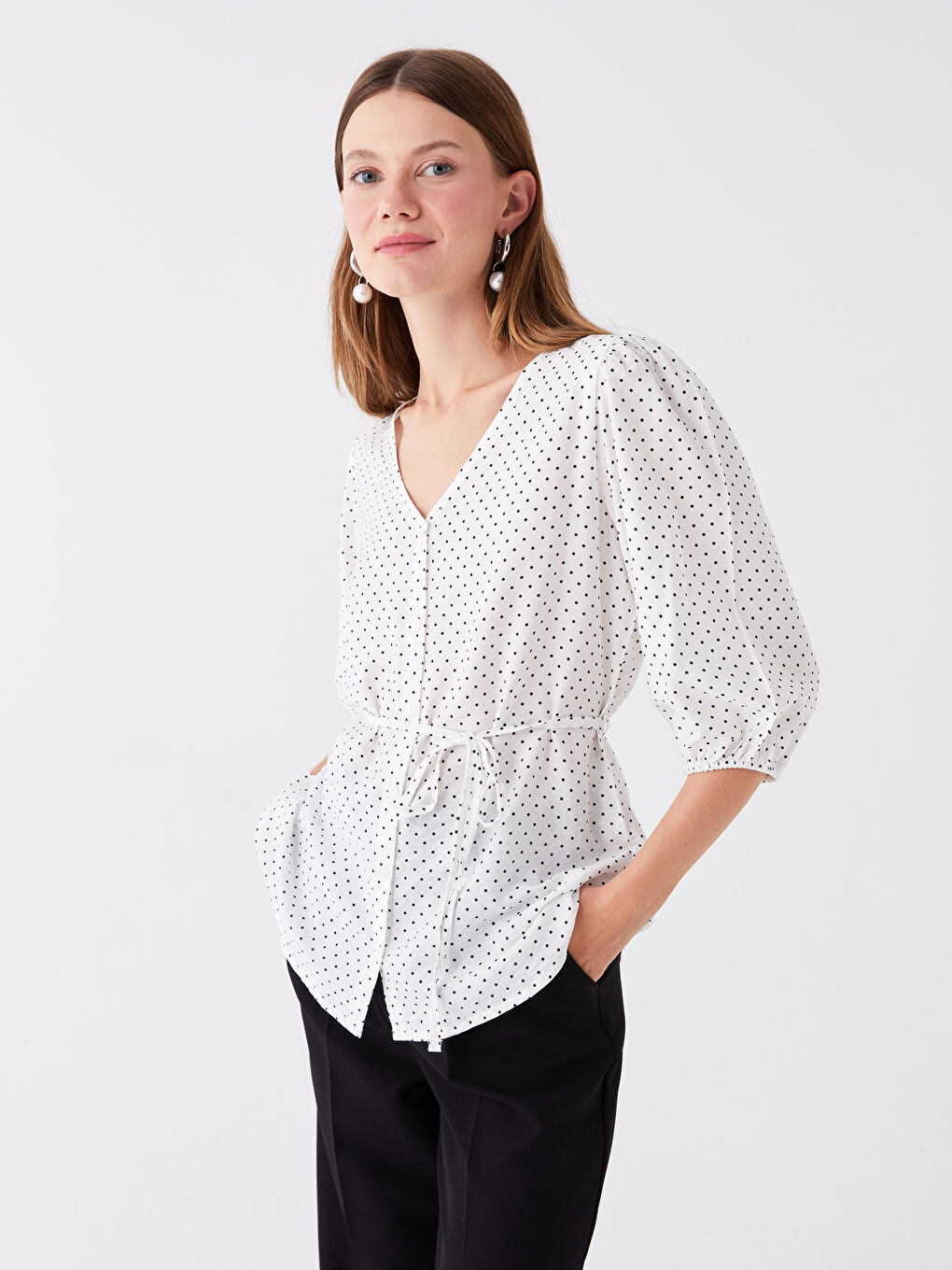 LC Waikiki V-Neck Polka Dot Women's Blouse -S47108Z8-LRA