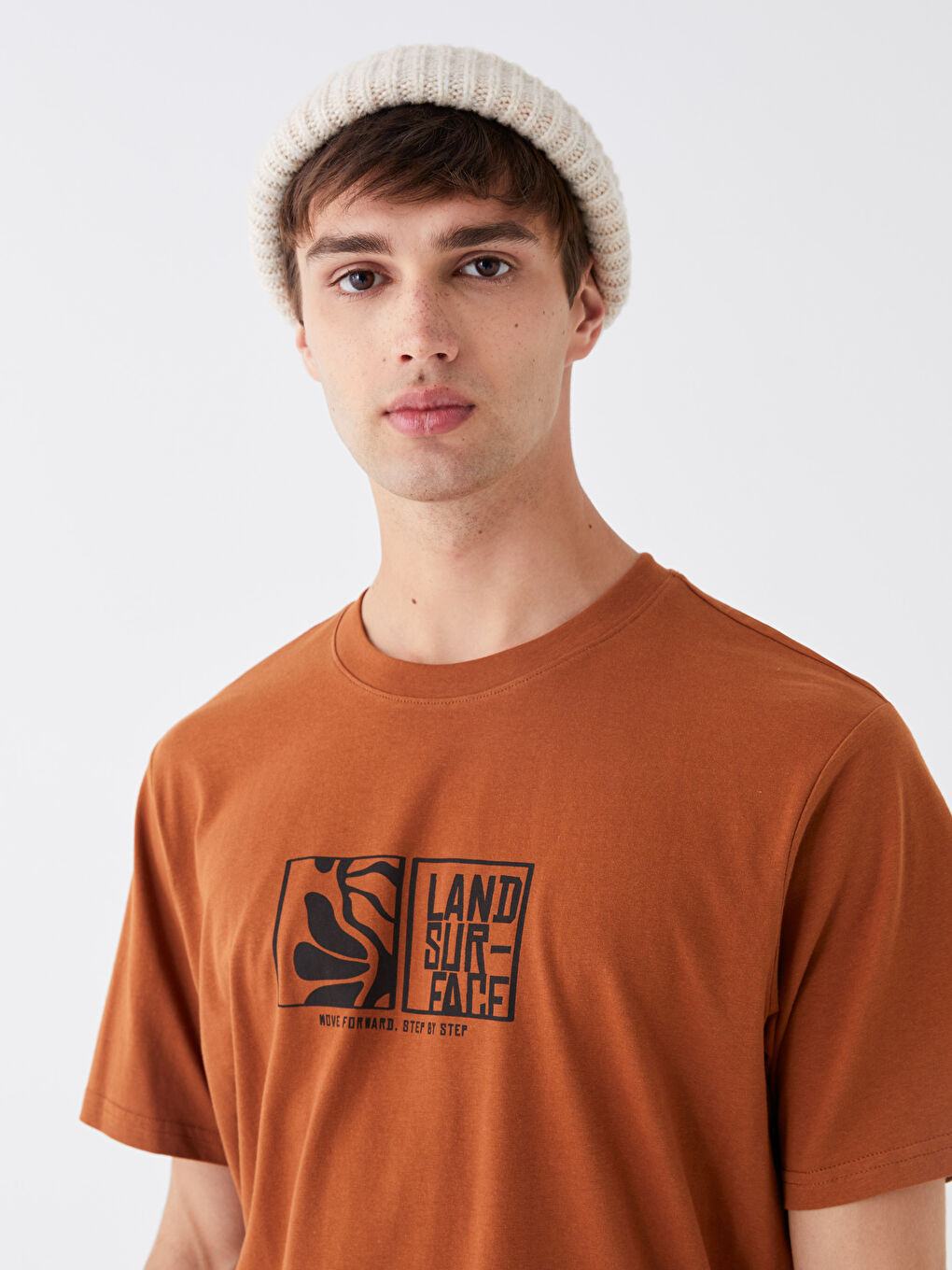 Crew Neck Short Sleeve Printed Men's T-Shirt