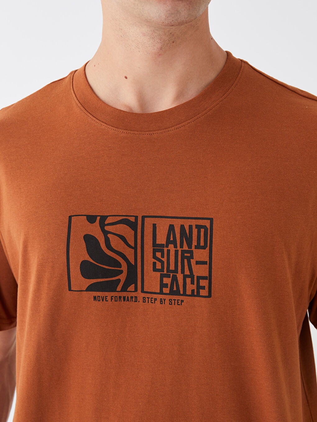 Crew Neck Short Sleeve Printed Men's T-Shirt-3