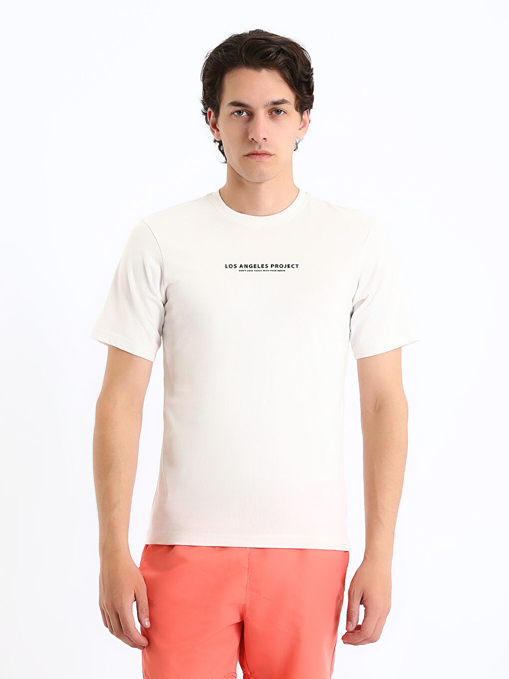 تیشێرتی پیاوان یەخە خڕ قۆڵ کورت چاپی کراو لە لۆکەی شانەکراو-1