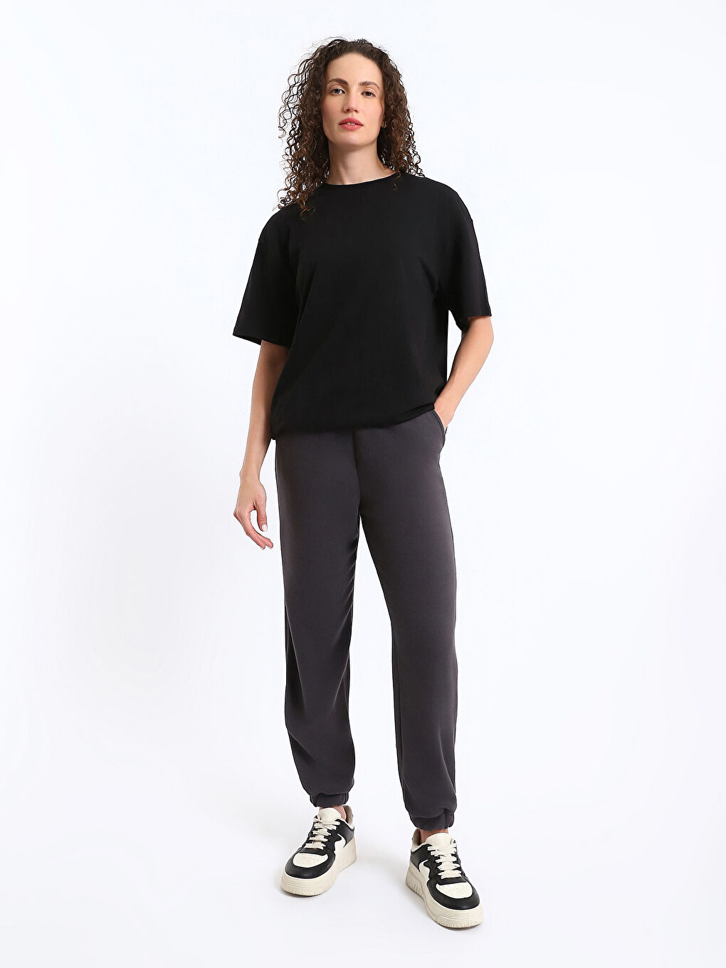 T-shirt pour Femmes à Manches Courtes Uni à Col Rond-2