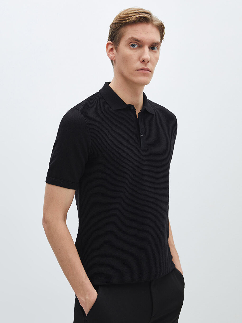 ерлерге арналған поло жағалы қысқа жең трикотаж жемпір-1