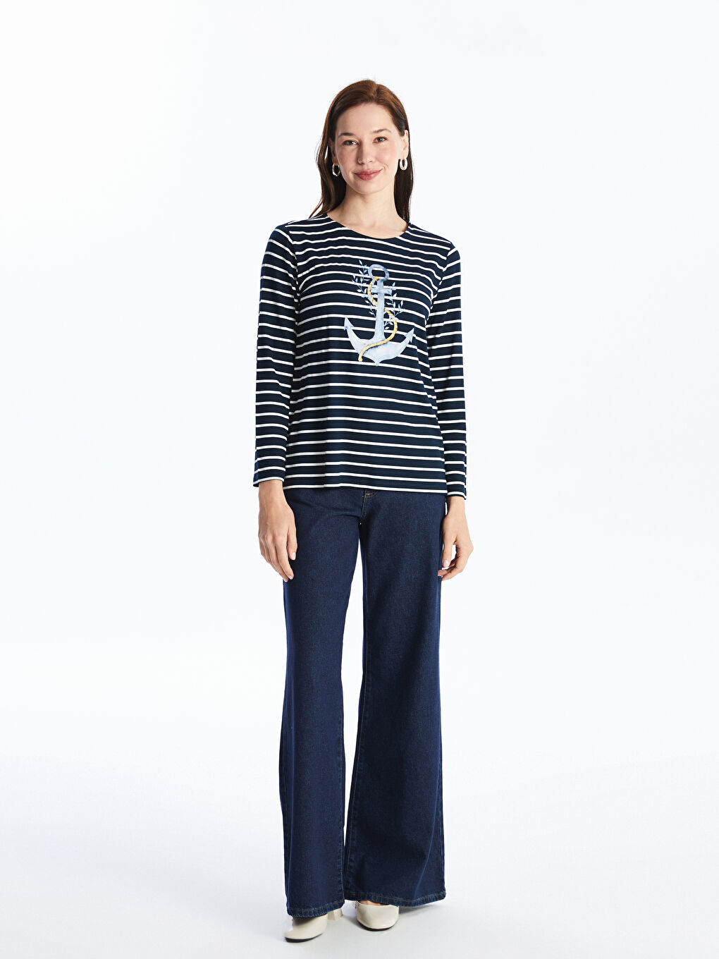 تي شيرت نساء بكم طويل مخطط بكول مدور-1